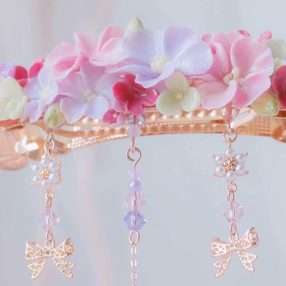 #8 ZODIAC Virgo Violet bower Rosegold-plated Carrie Clip