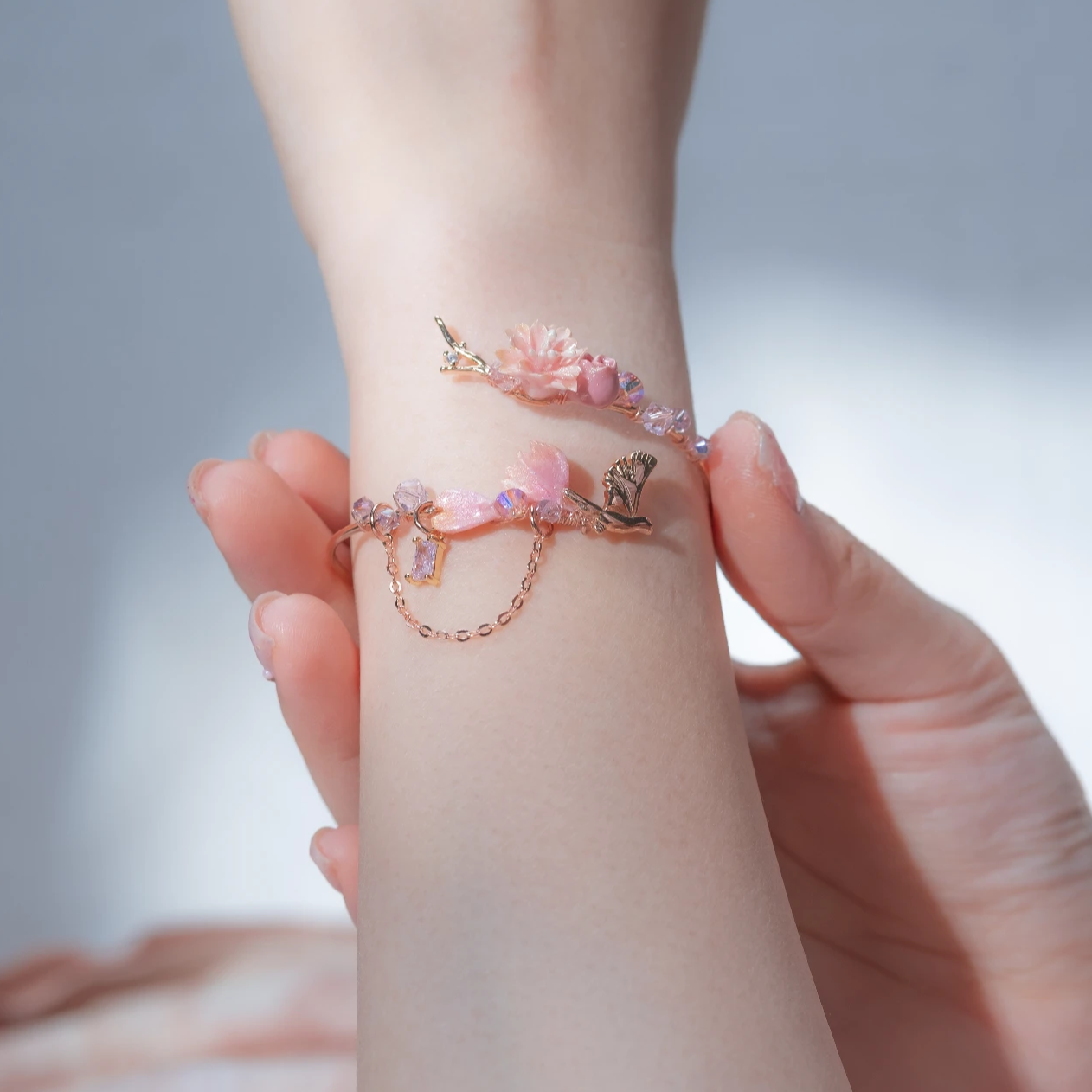 Sakura contrail Rose-gold plated Bangle