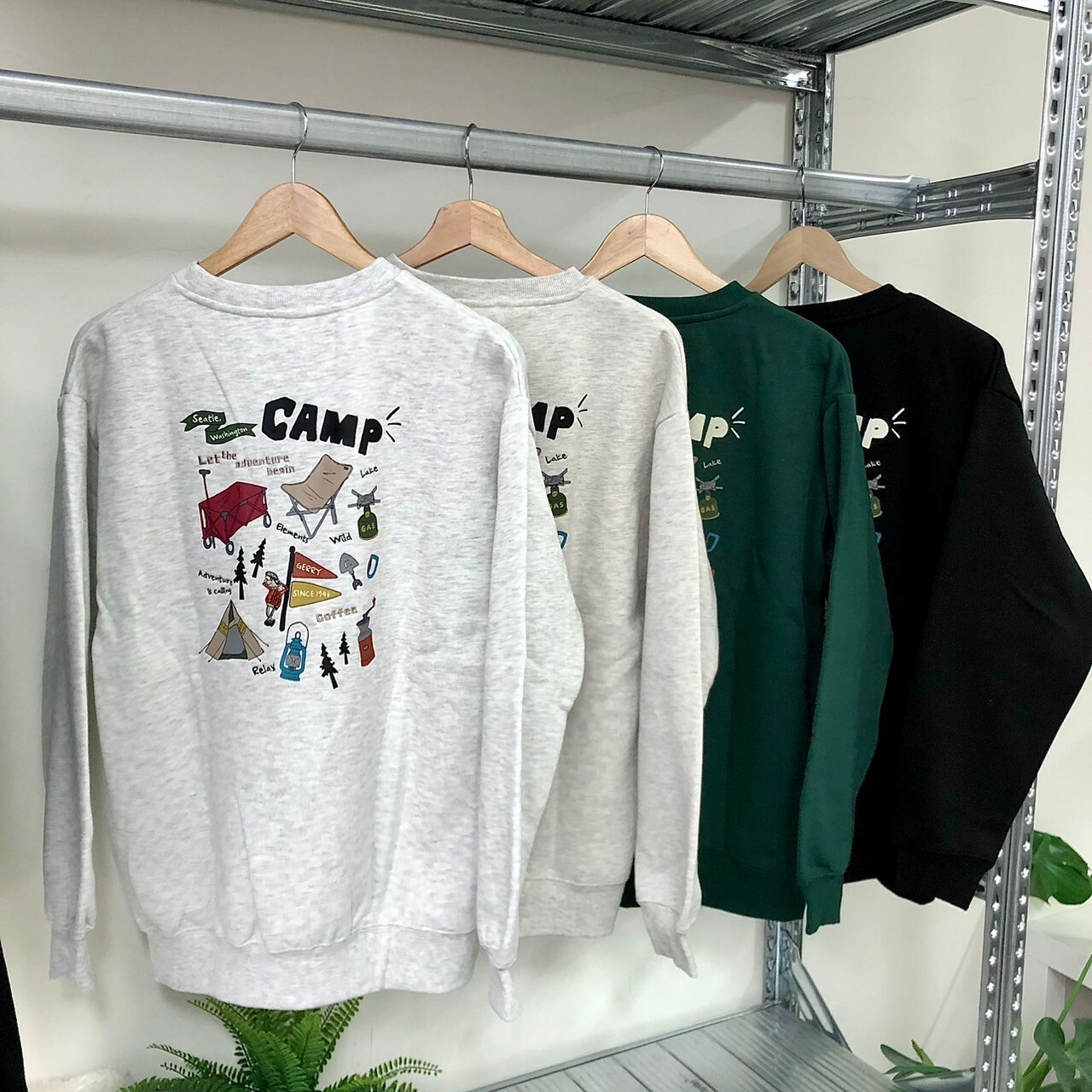 GERRY 刺繡logo露營圖騰大學Tee GE24AW19