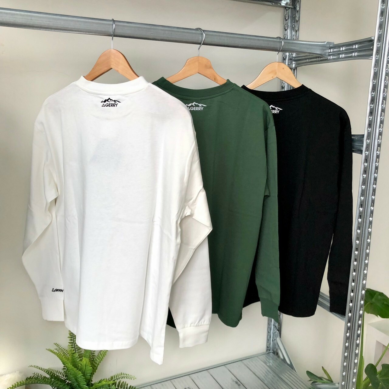 GERRY 厚磅標籤刺繡logo薄長Tee GE24AW12