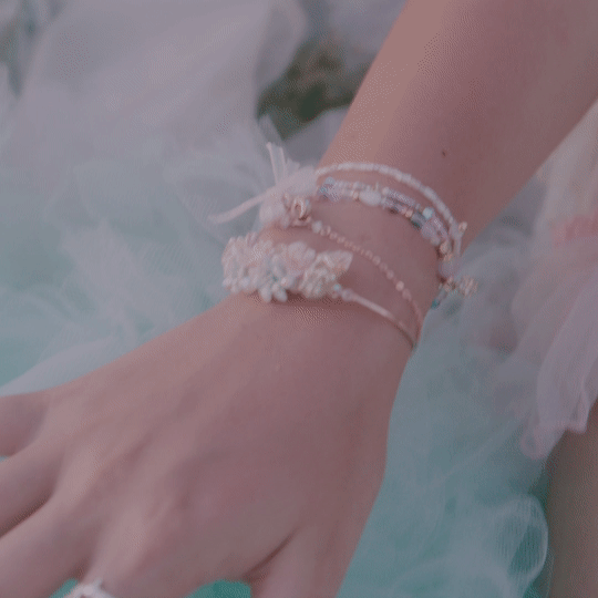 Deer Wonderland 2-way Ribbon Pendant Bangle