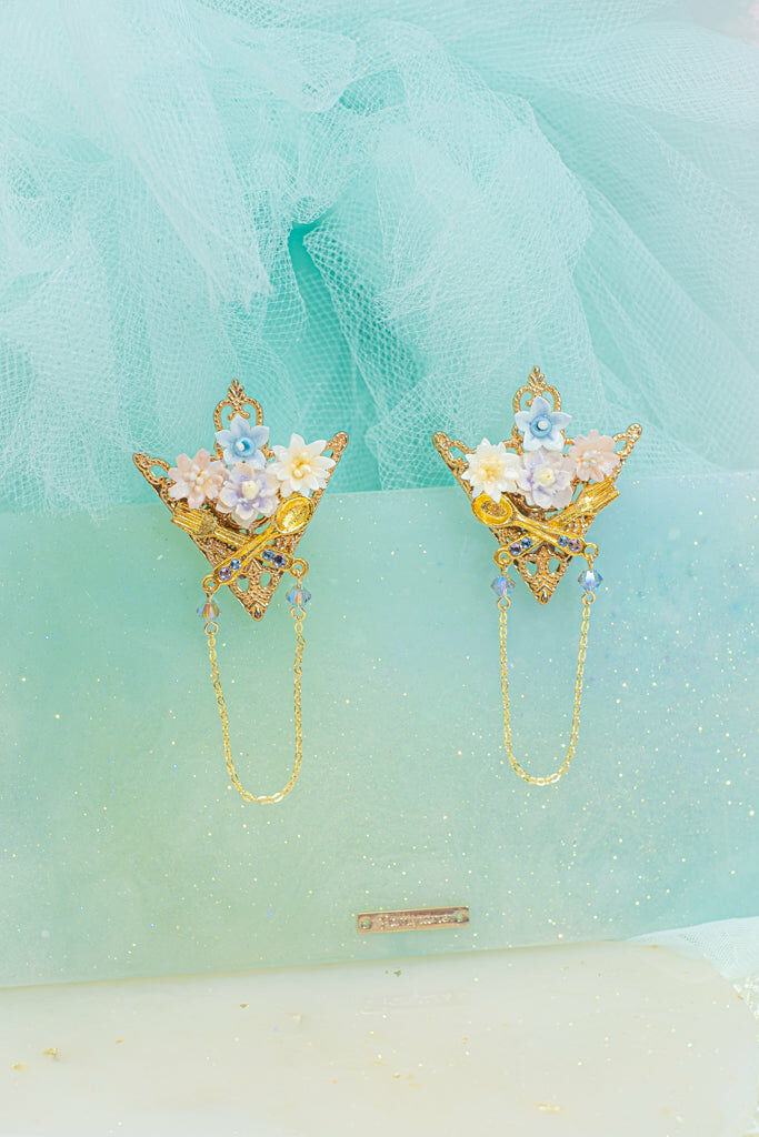 Deer Medal Brooch Set