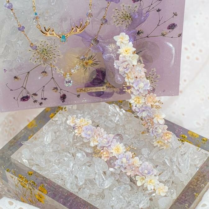 Catch Me If You Can Deer Garden Carrie Clip Set