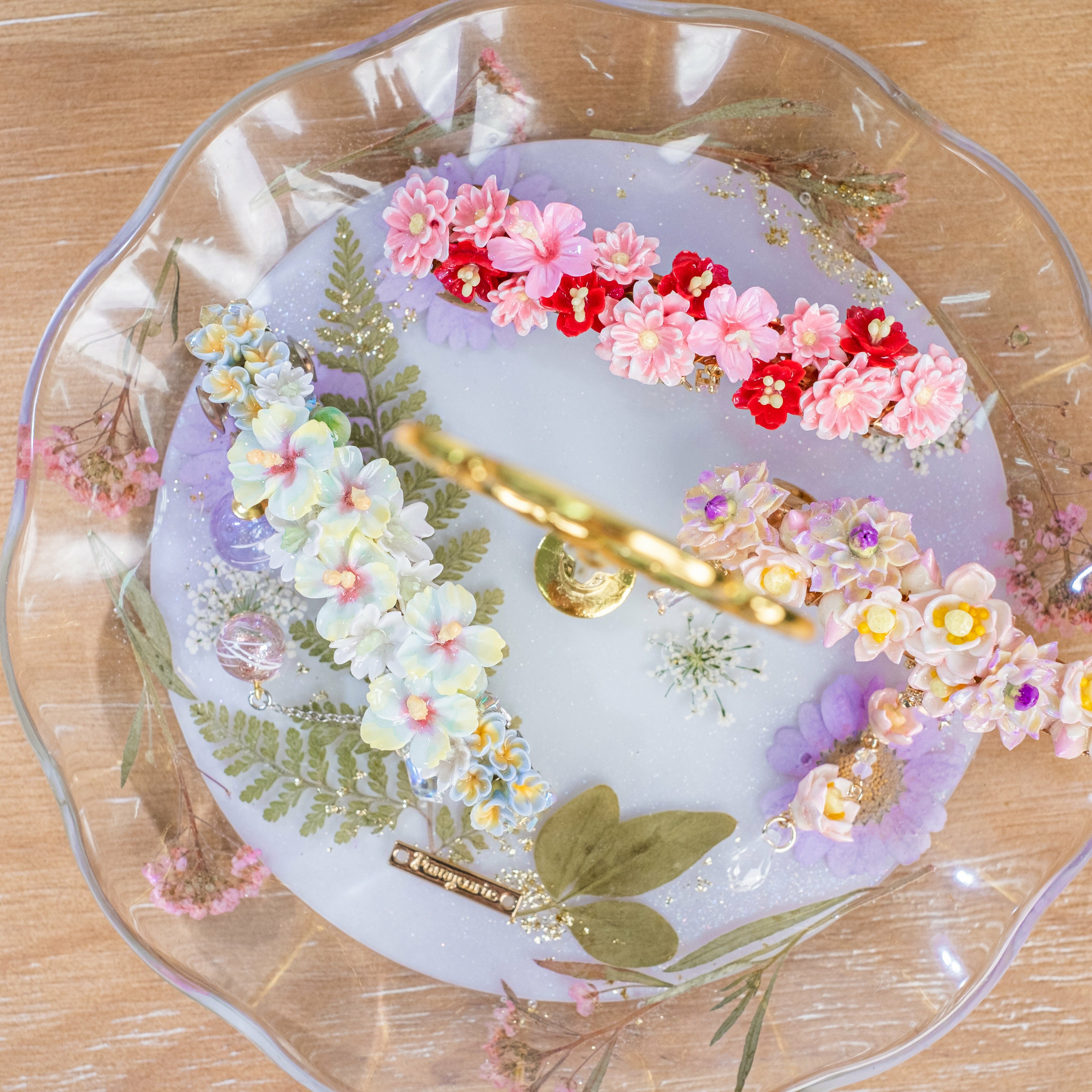 ➆ Purple Daisies Cake Stand