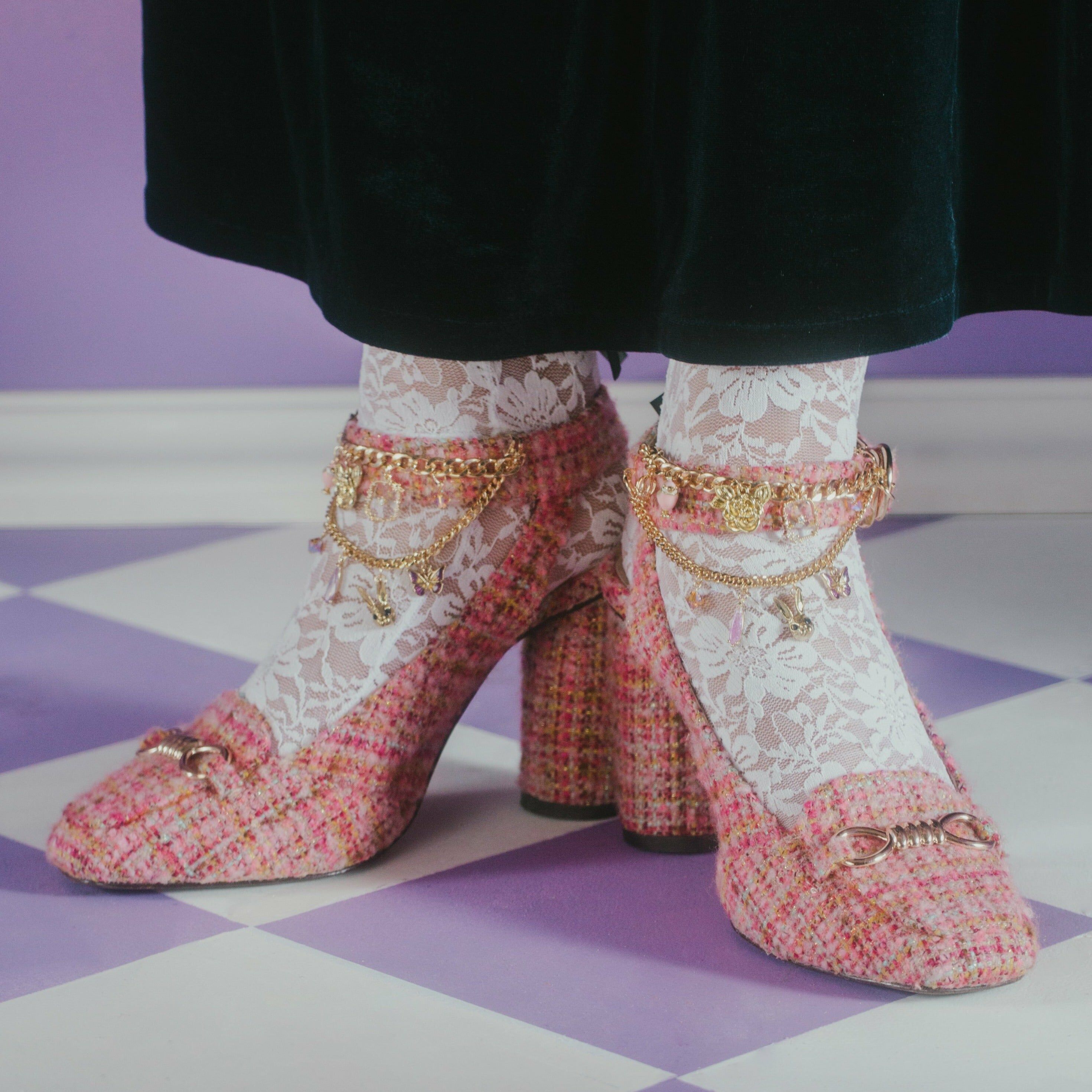 Enchanted Forest Motif Gold-plated Shoe Chain(s)