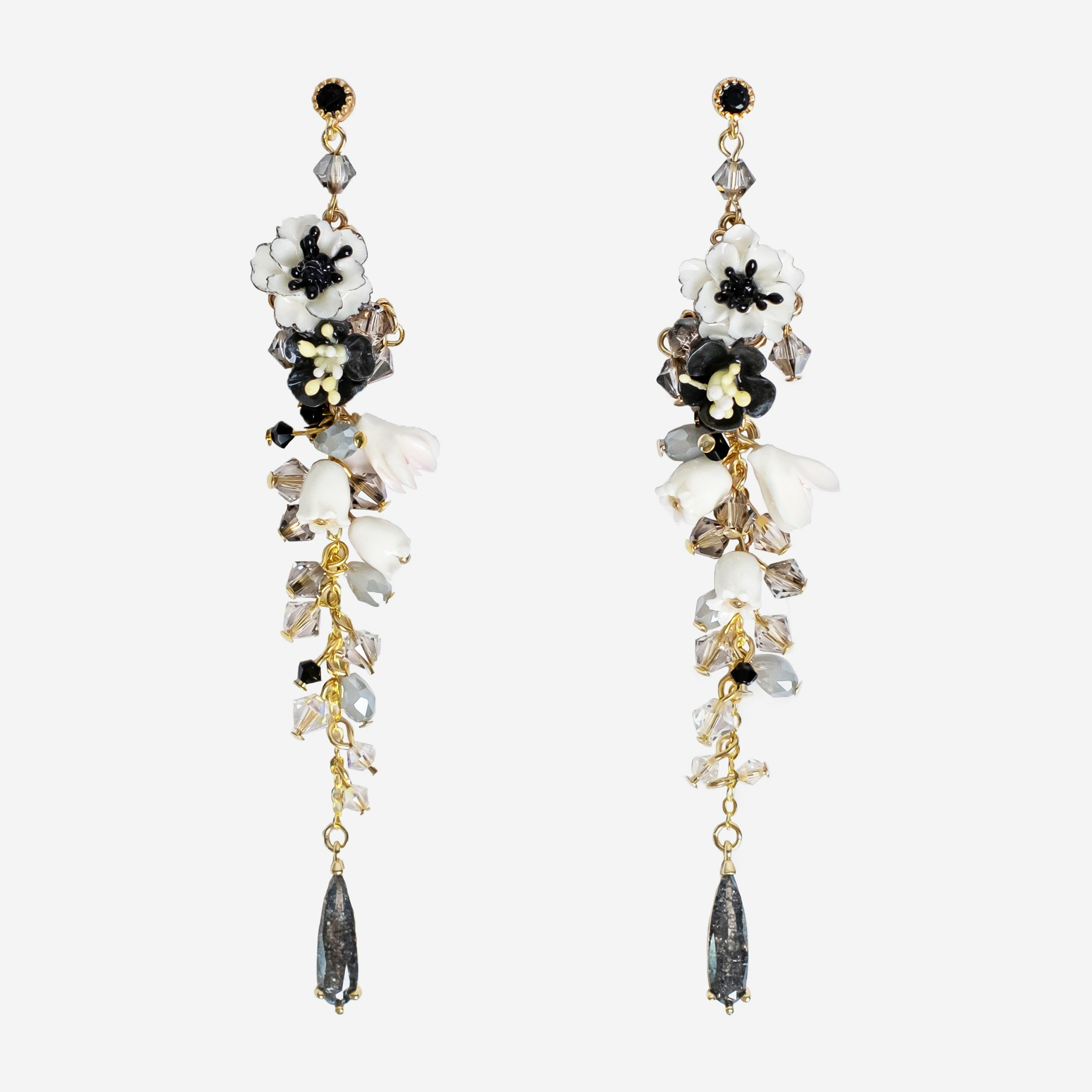 Mysterious Lily-of-the-valley and Monochrome Pansy Gold-plated S925 Tassel Earrings