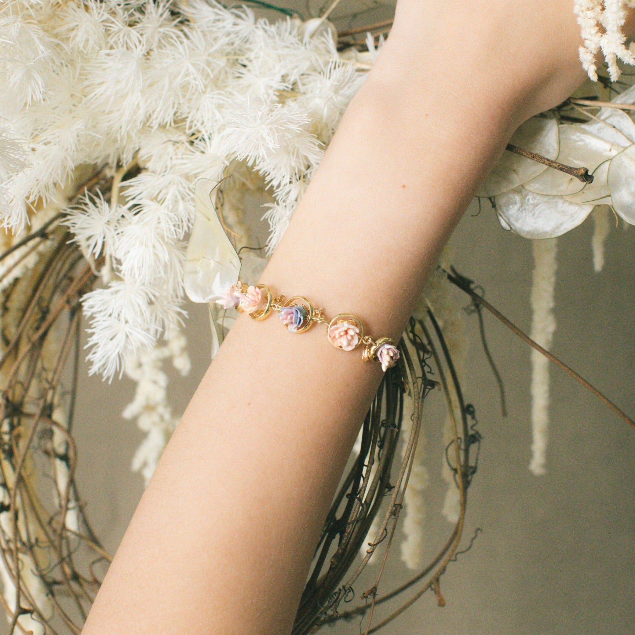 Frosty Flower Matt Motif S925 Bracelet