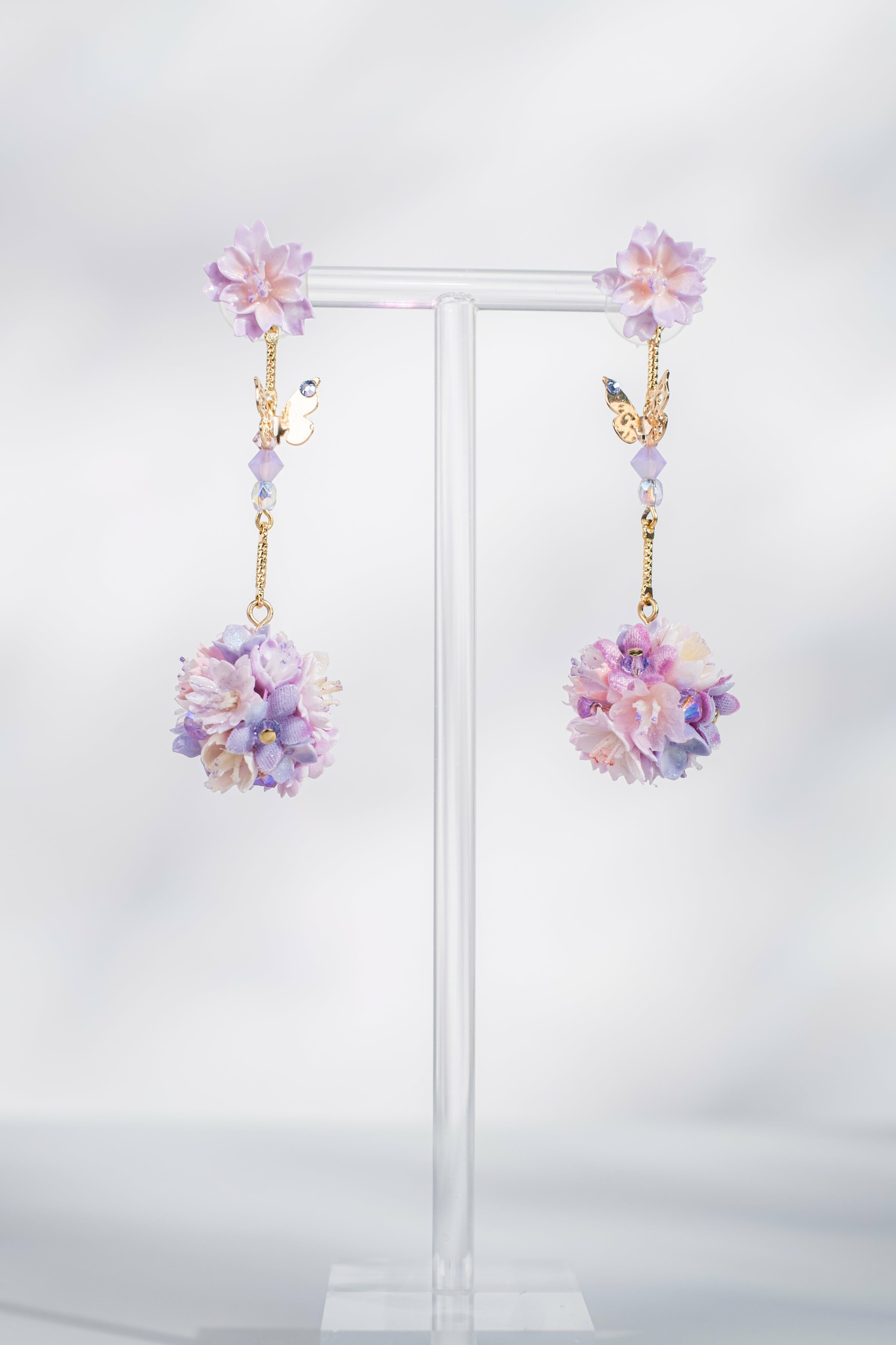 Fluttering Butterflies Sakura Bouquet Earrings (2-way)