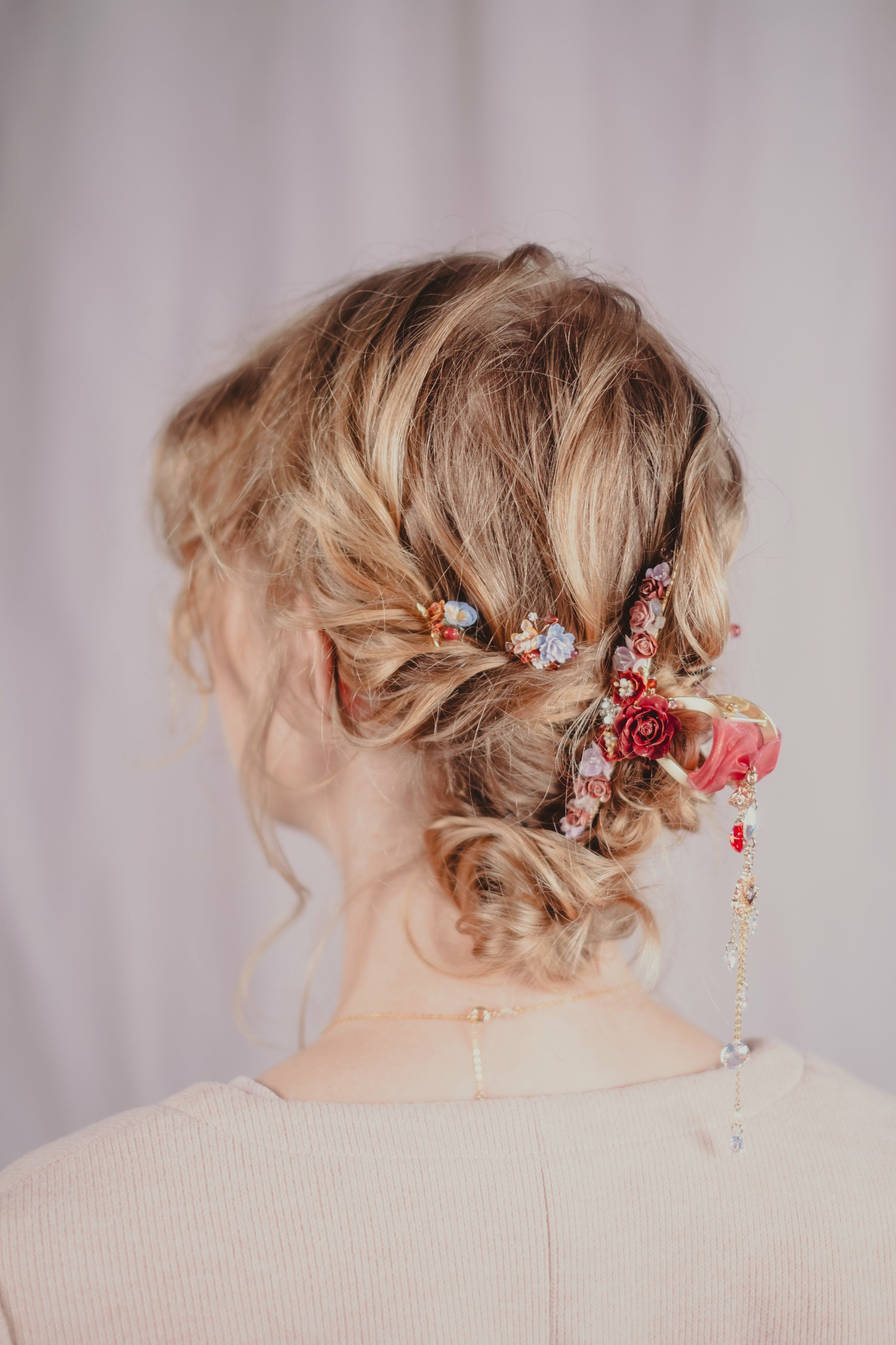 Picking Berries in the Woods Hair Pins Set