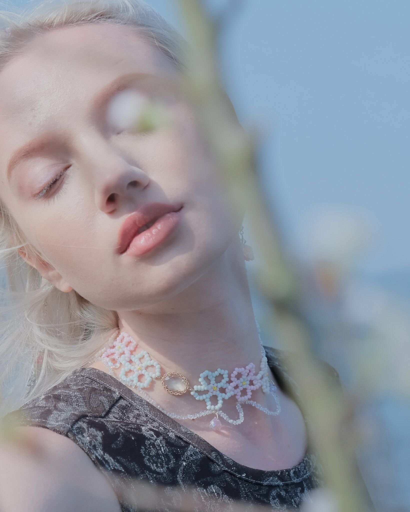 Bubble Flurry Crochet Flowers Seed Bead Choker/Hairband