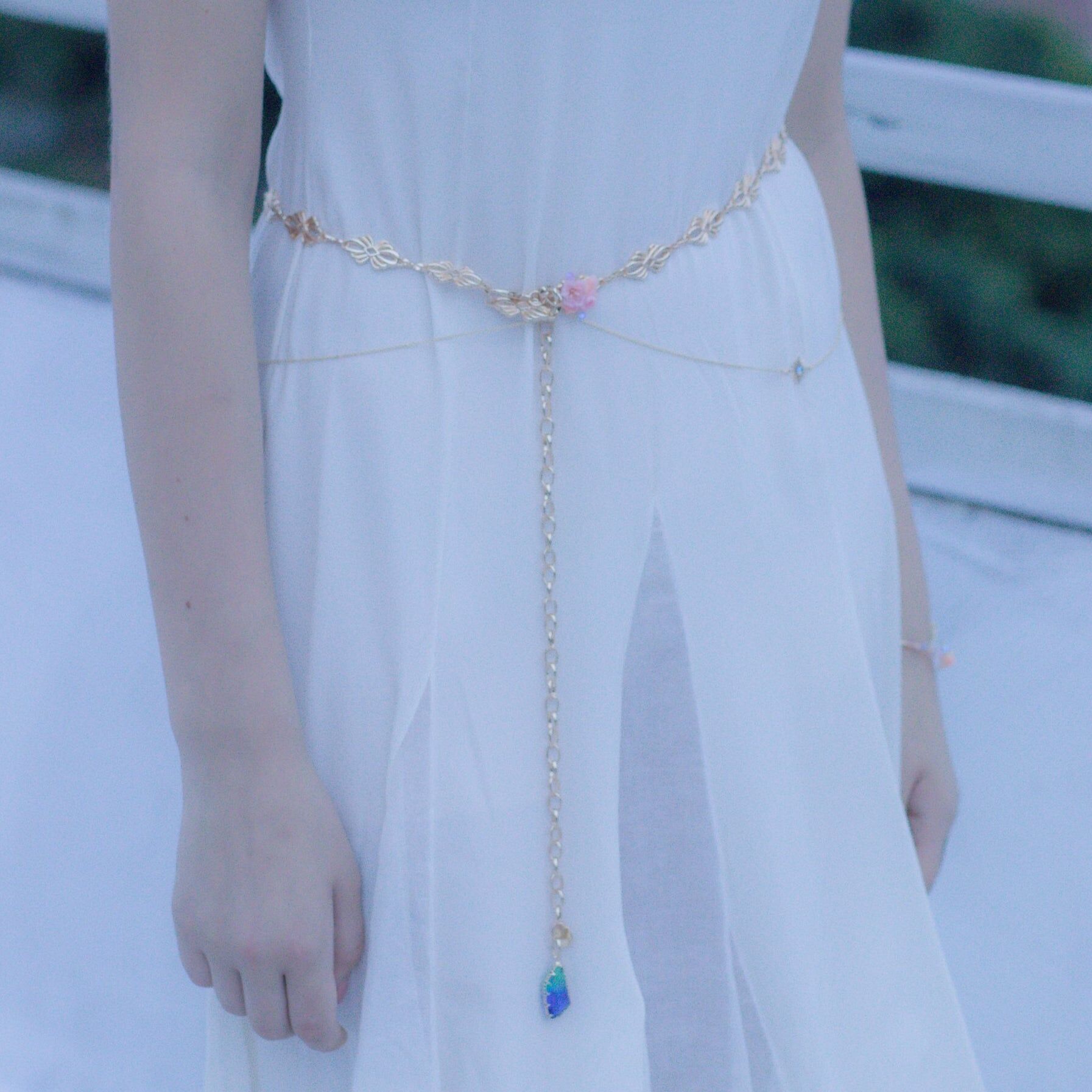 Solictude Eustoma & Coral Gold-plated Floral Waist chain