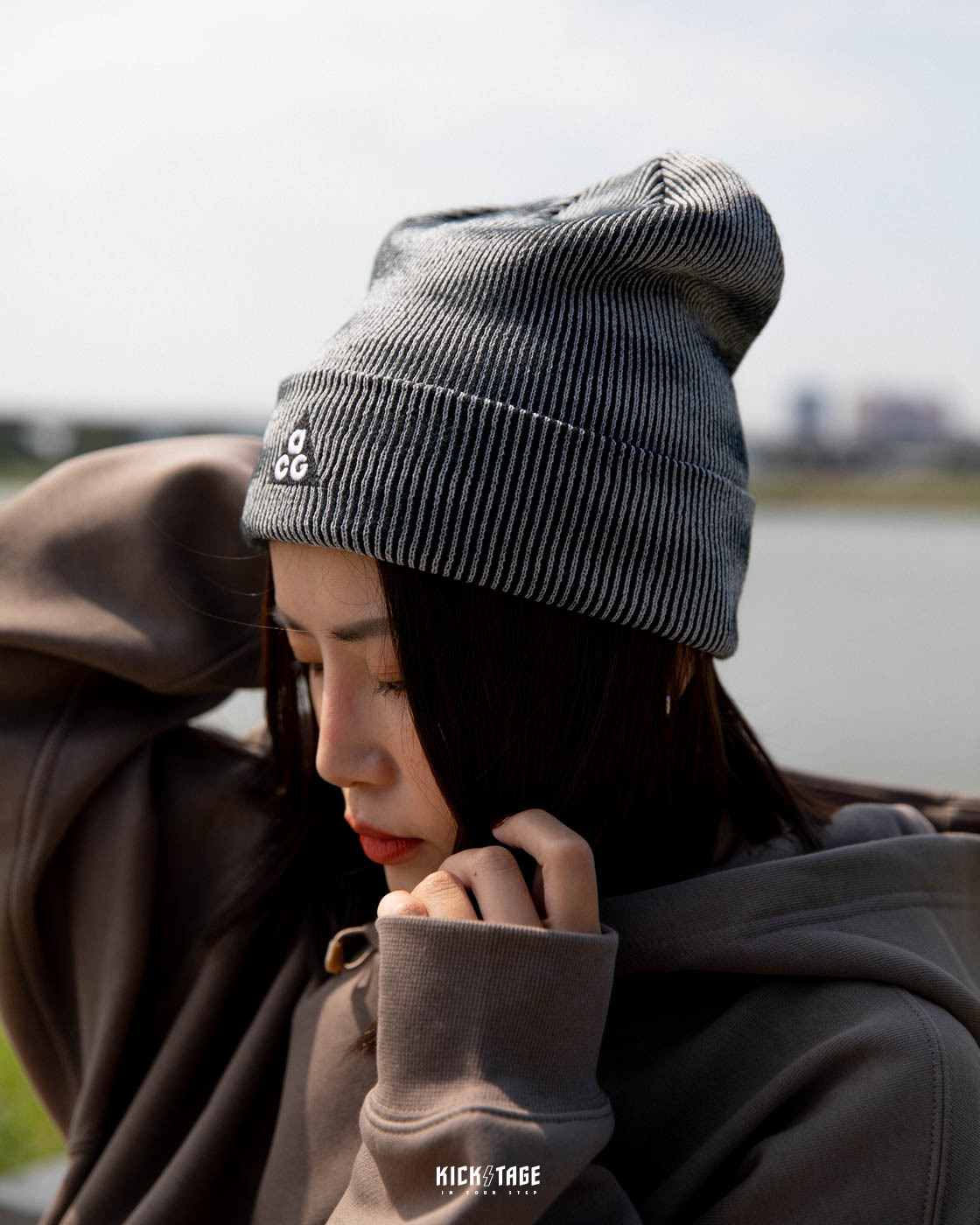 NIKE PEAK ACG BEANIE 灰黑色刺繡保暖戶外毛帽針織帽【FJ6297-010】