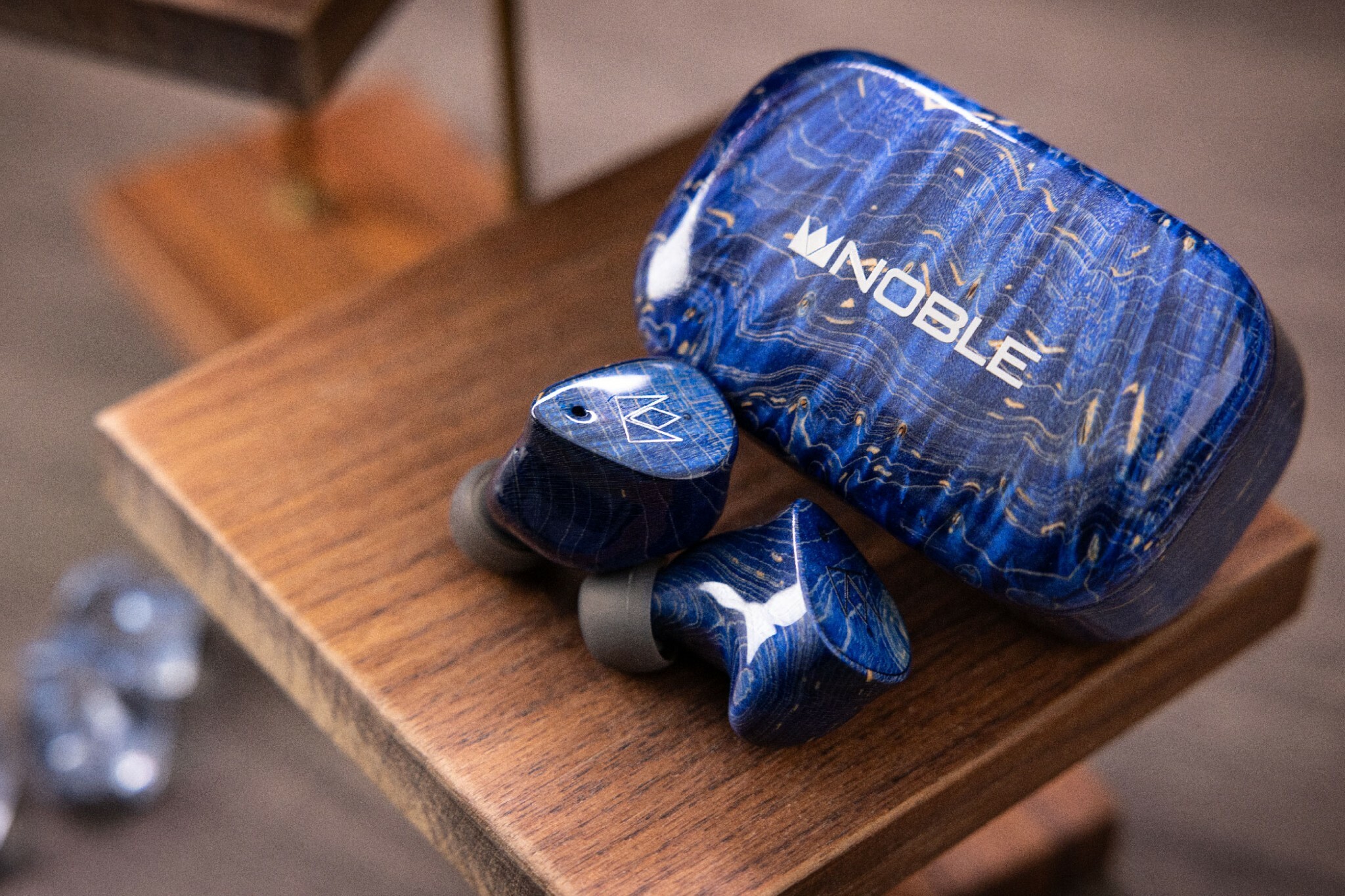 Noble FoKus Prestige 藍牙耳機