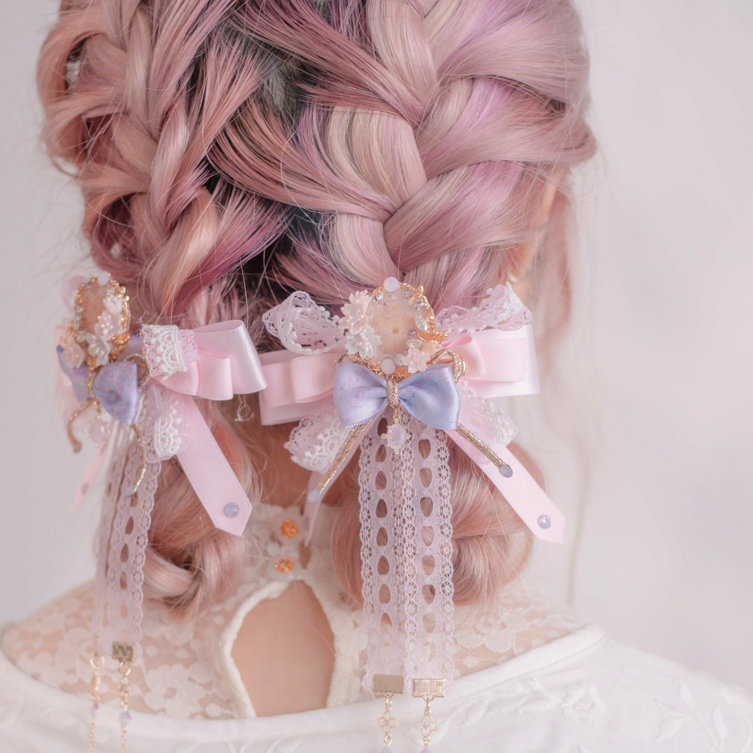 Sakura Folk Mini Ribbon Carrie Clip (with debatable floral duckbill clip)