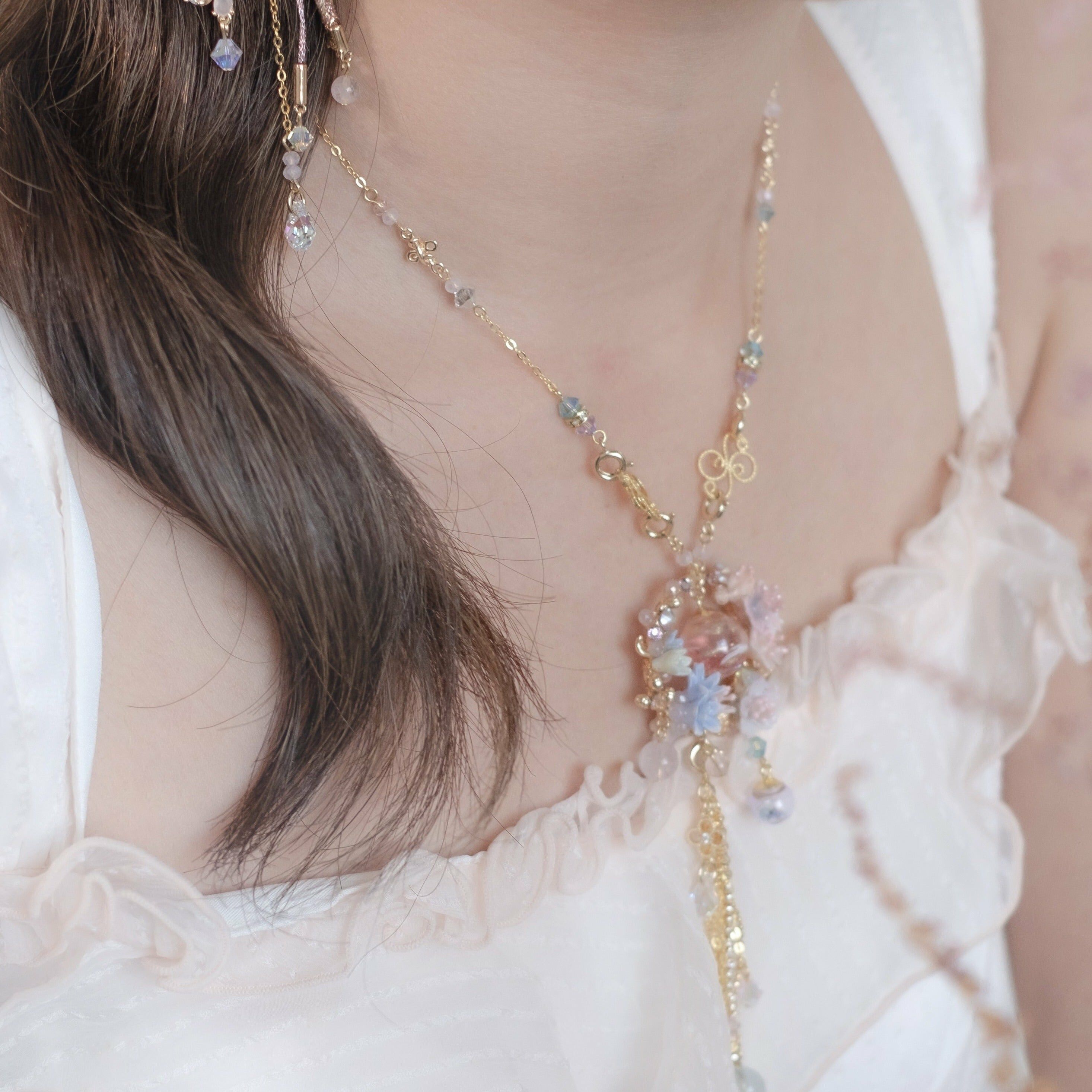 Lithe Sakura Wreath 14K Gold-plated Necklace