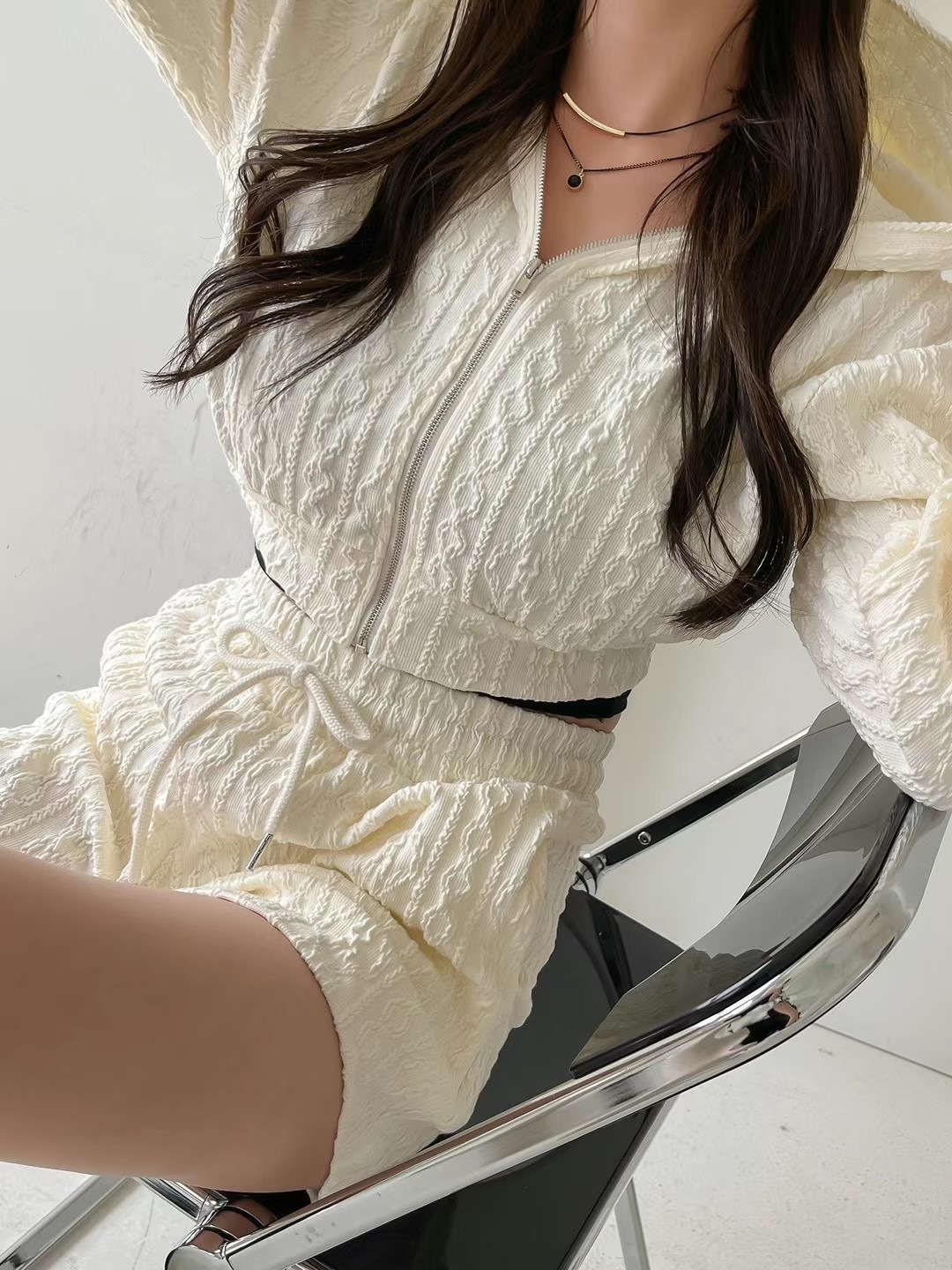 (現貨) 可愛感麻花外套褲仔套裝 SET1021(白)