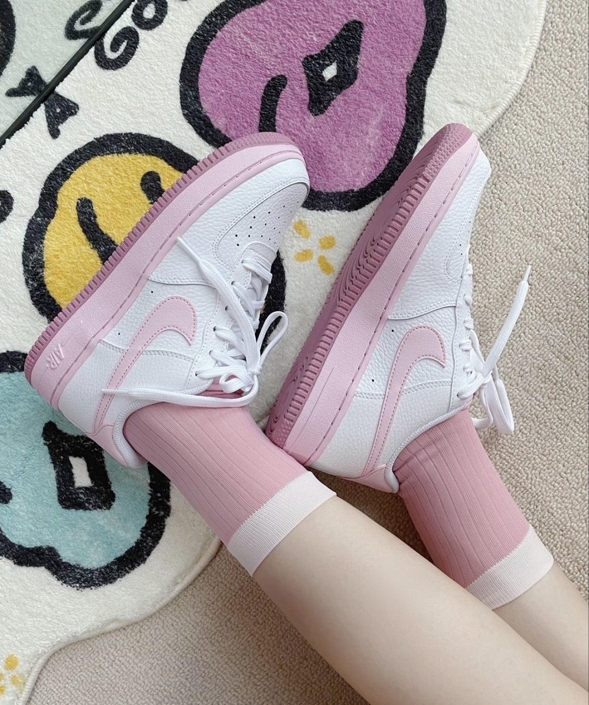 Nike Air Force 1 Low 女鞋 大童鞋 粉白色
