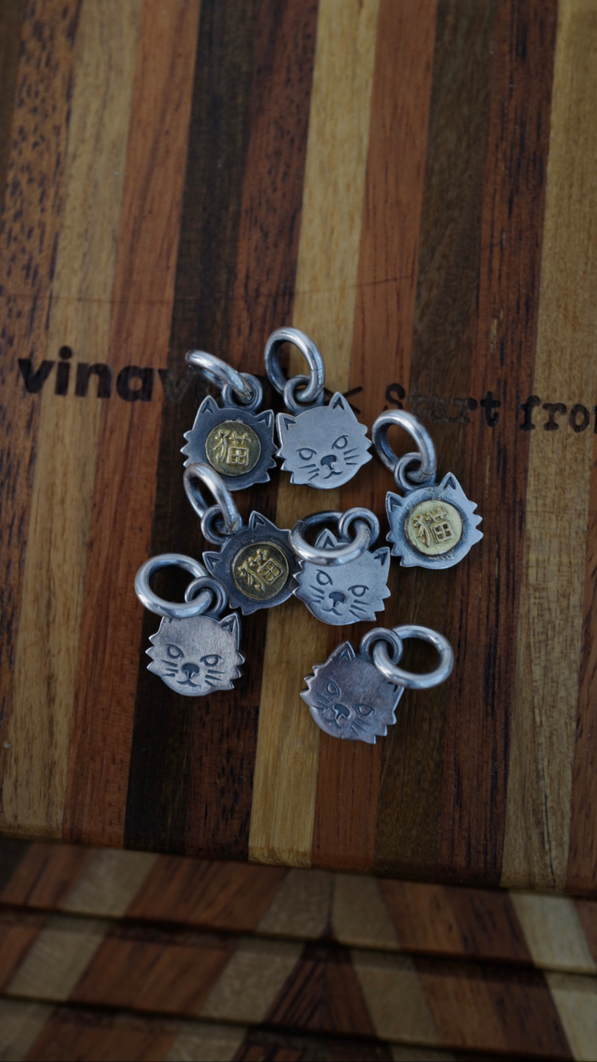 FateCo Eiji Fumino x vinavast K18 Luck Metal Cat Pendant
