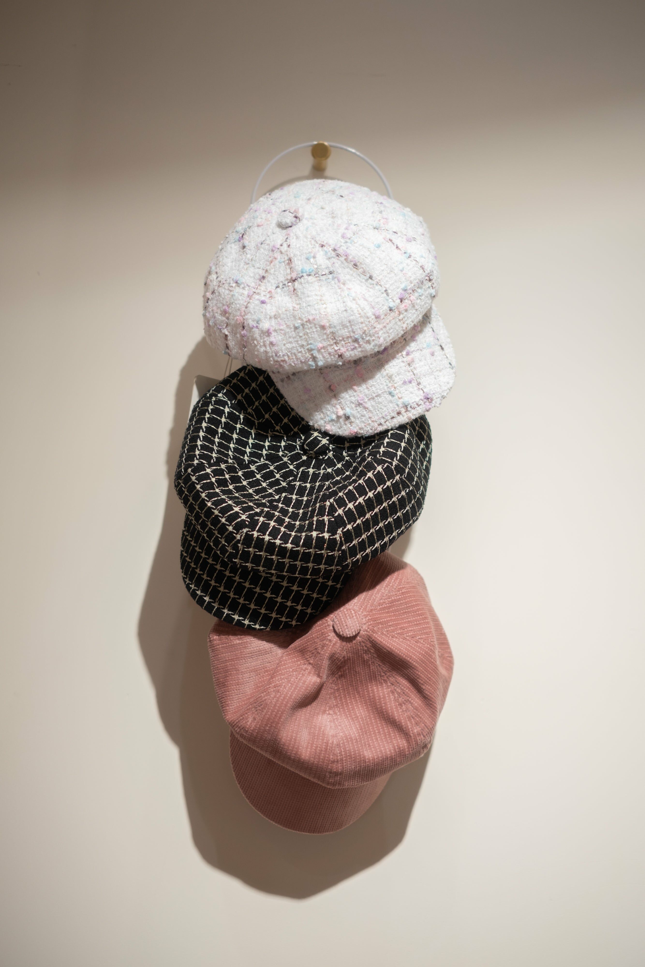 Ivy Cap (White/Black/Dusty Pink)
