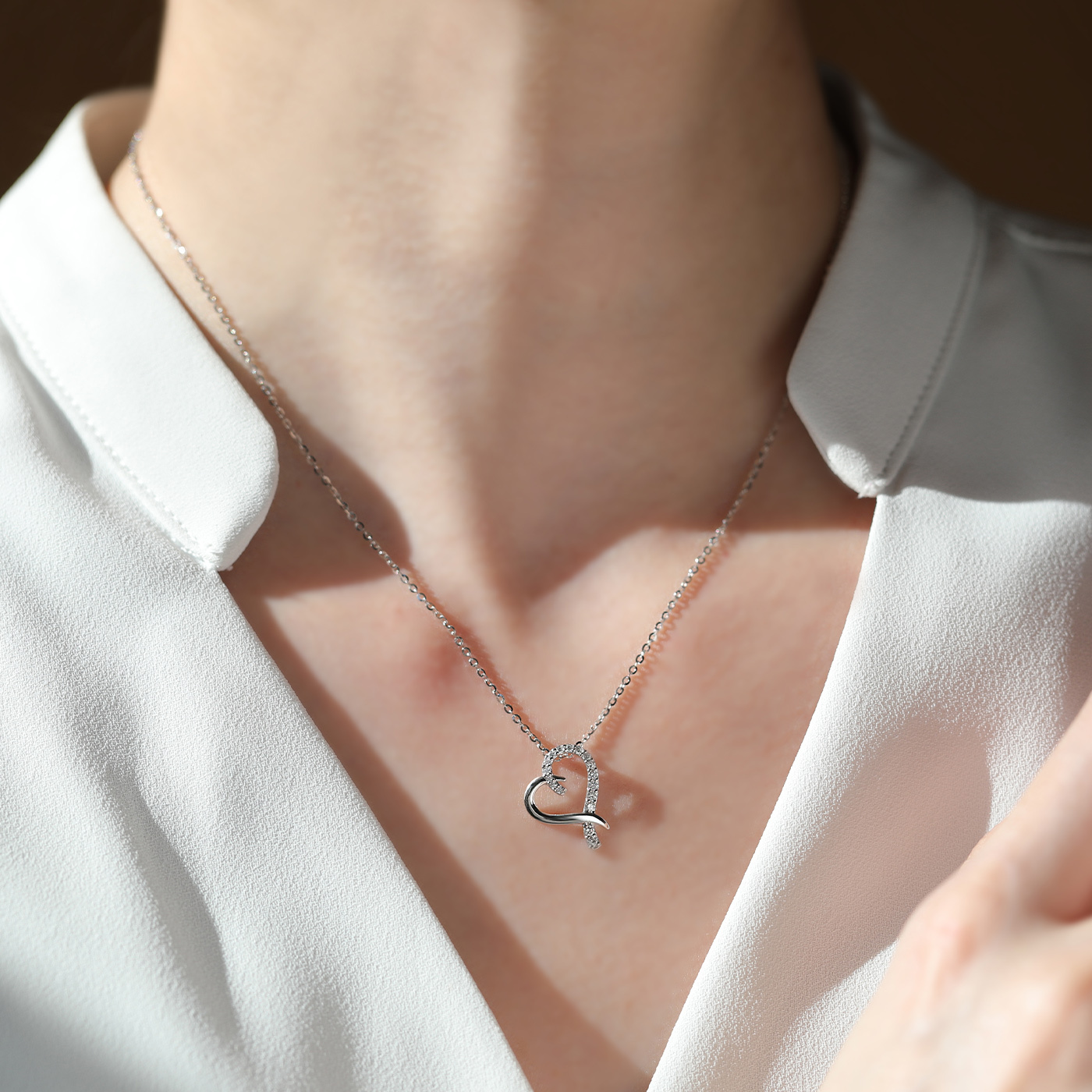 恬心旋律 No.50 — 鑽石項鍊