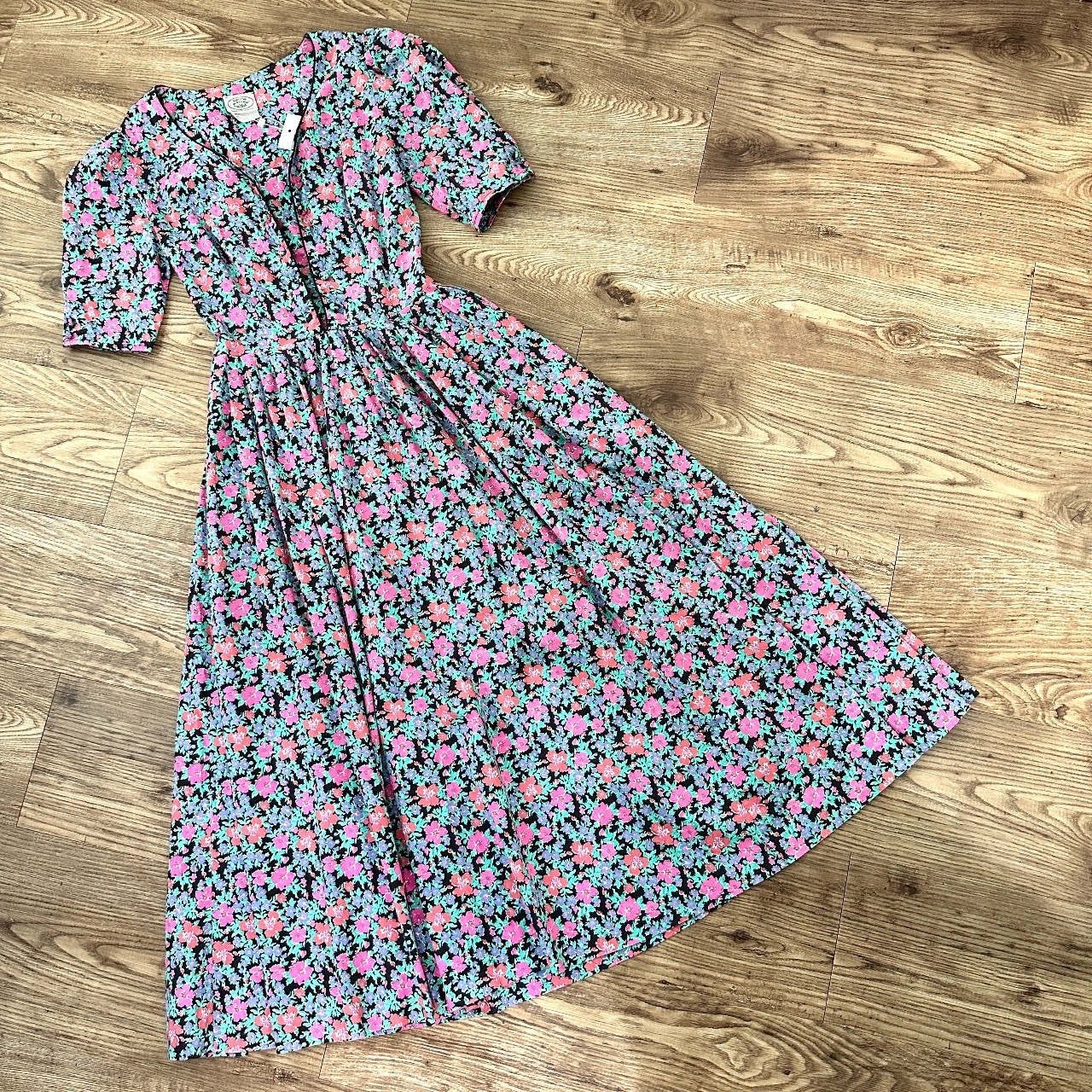 英國製 Laura Ashley 80s 黑色碎花古著連身裙