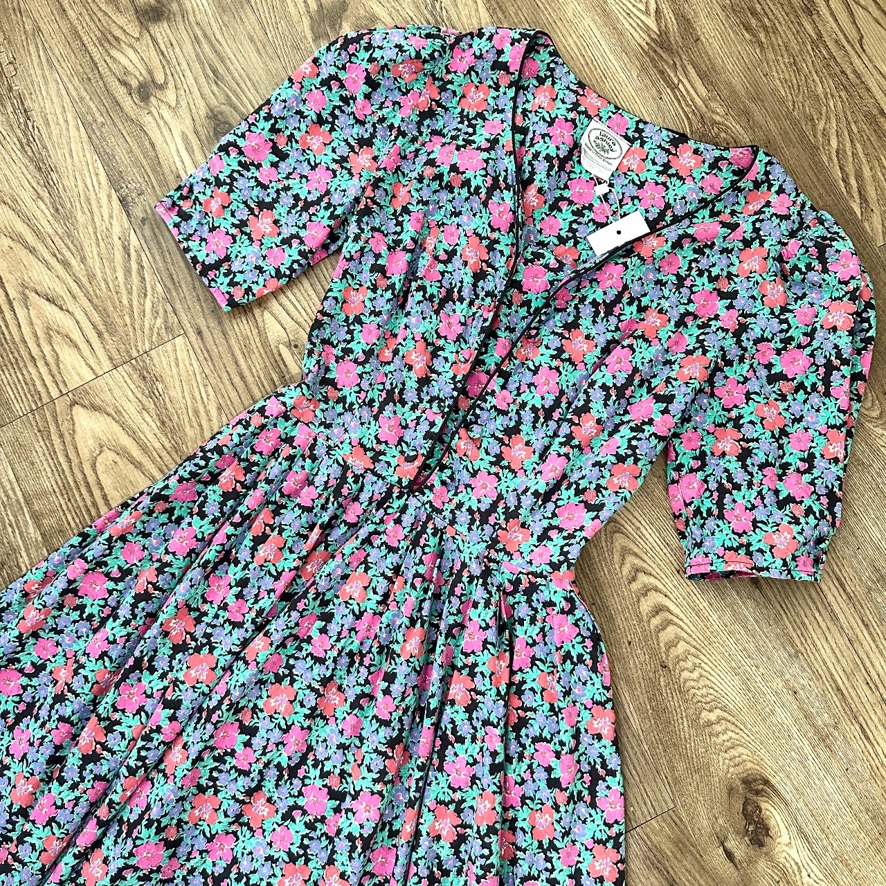 英國製 Laura Ashley 80s 黑色碎花古著連身裙