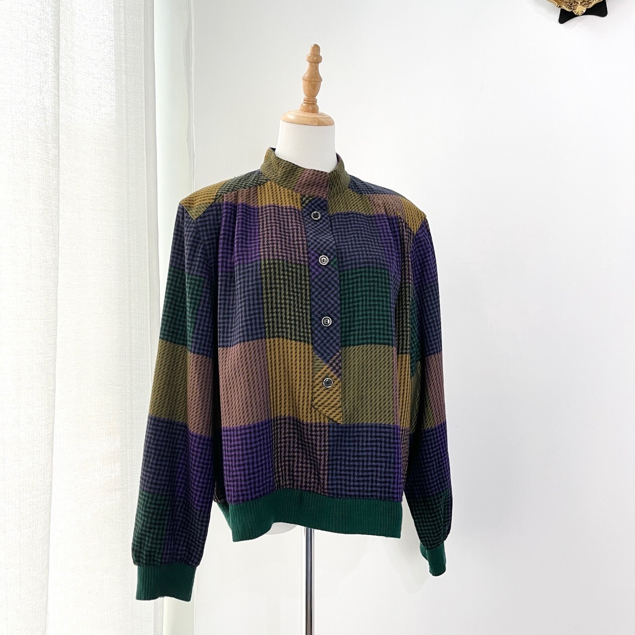 德國製文青感暗色調格紋立領毛衣