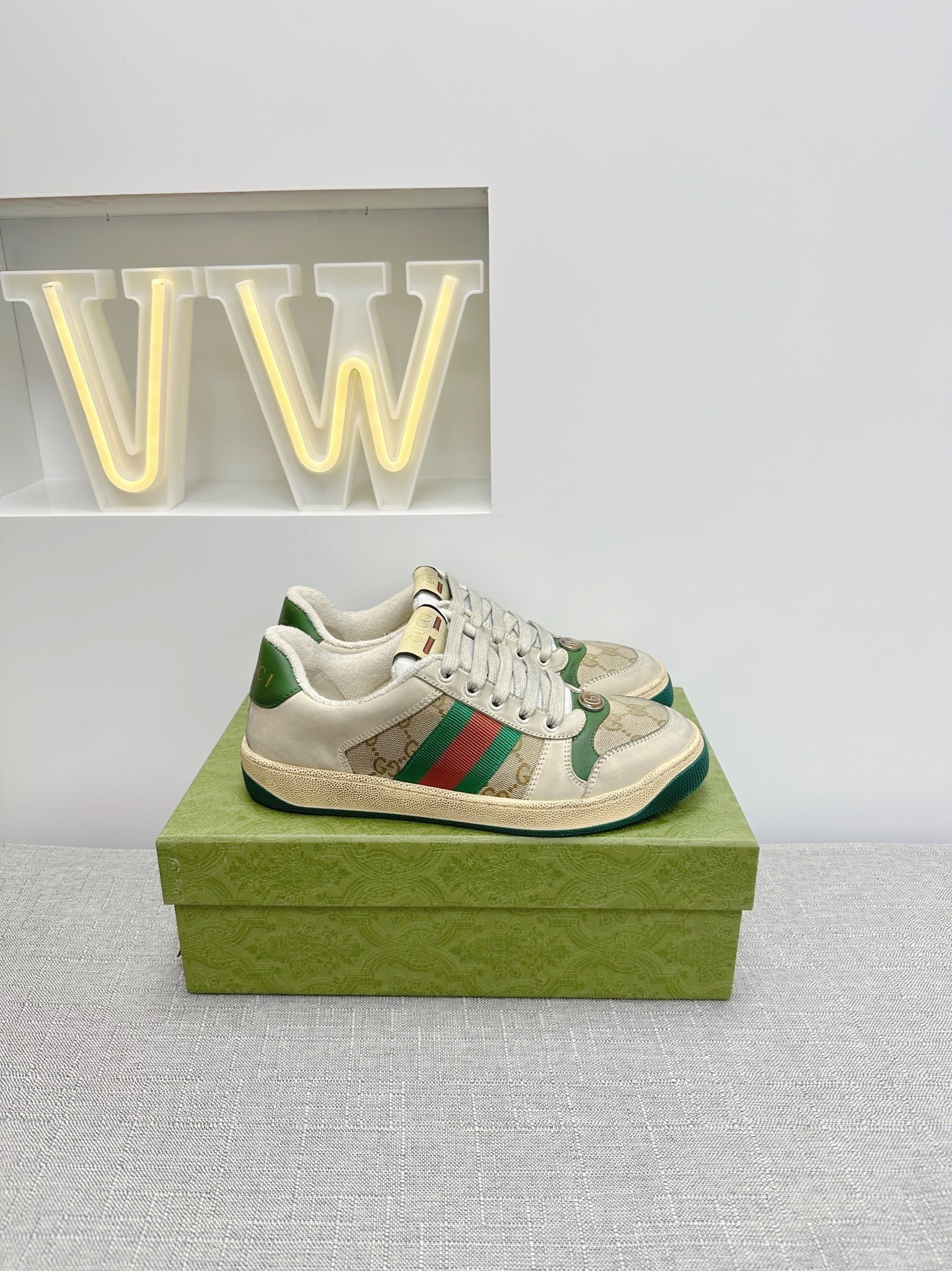 Gucci Screener Leather Sneaker