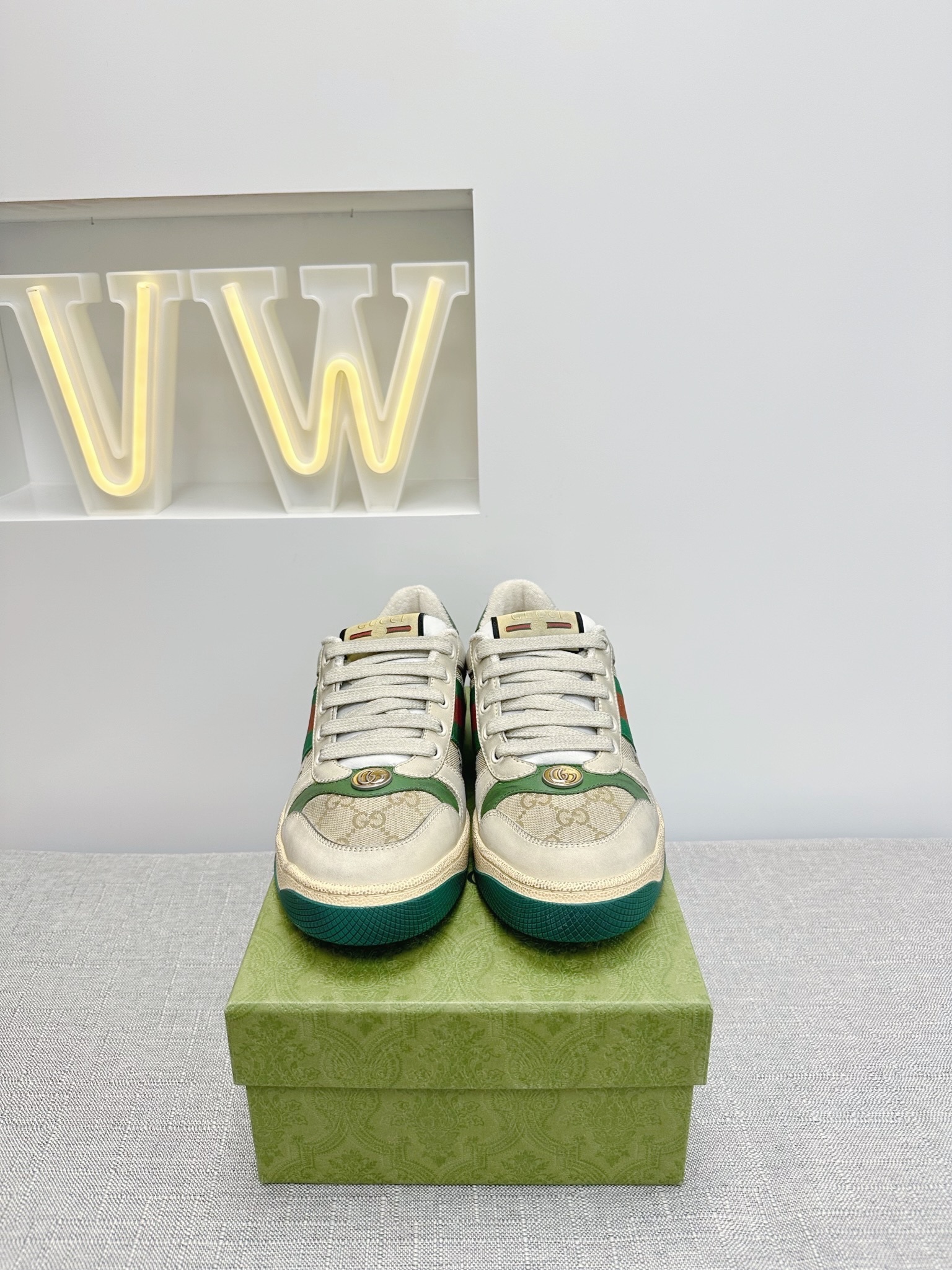 Gucci Screener Leather Sneaker