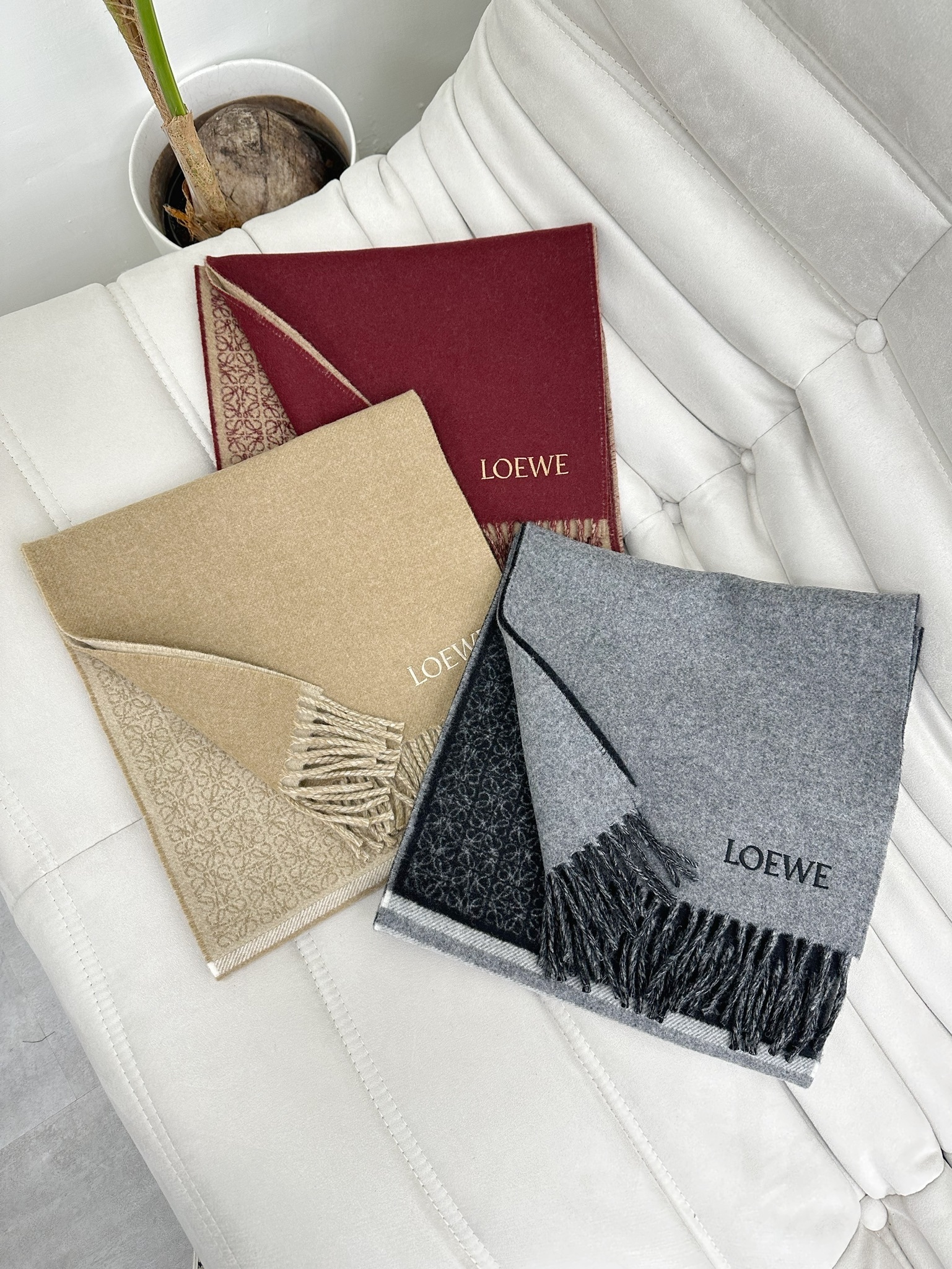Loewe Scarf