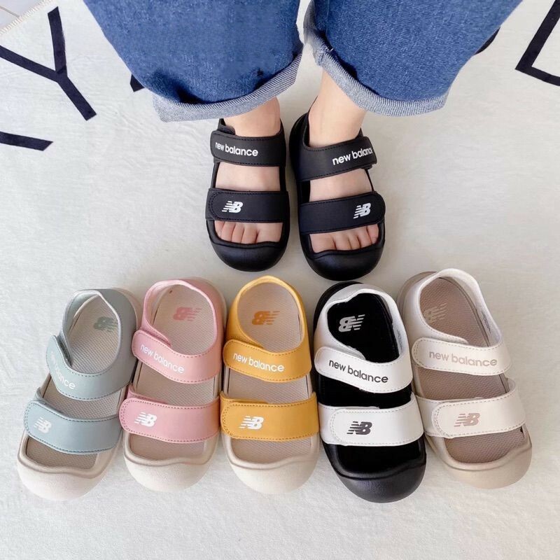 [hao nice］100%正韓🇰🇷 踩屎涼感💕NEW BALANCE NB 韓國代購🇰🇷童鞋 涼鞋 魔鬼氈 包腳趾 LOGO