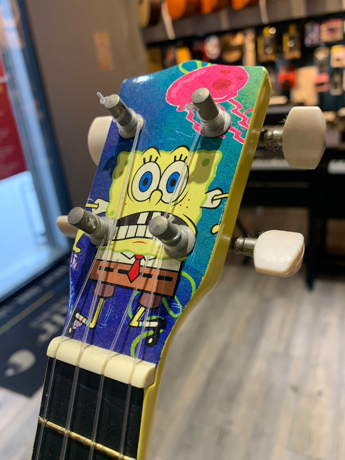 [已售出]海綿寶寶21吋烏克麗麗 美國原廠授權【宛伶樂器】