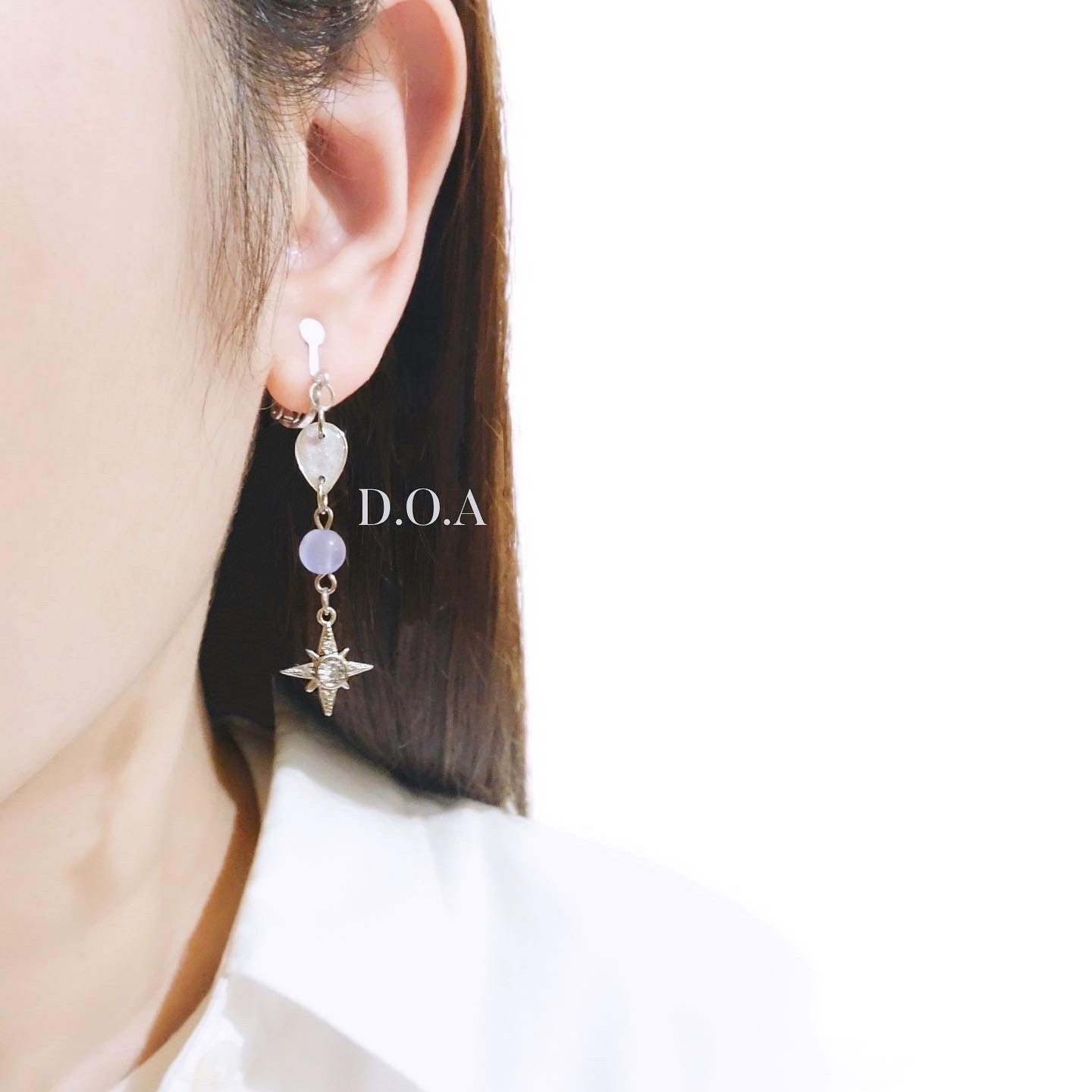 𝑆𝑖𝑙𝑣𝑒𝑟 𝐹𝑙𝑎𝑚𝑒