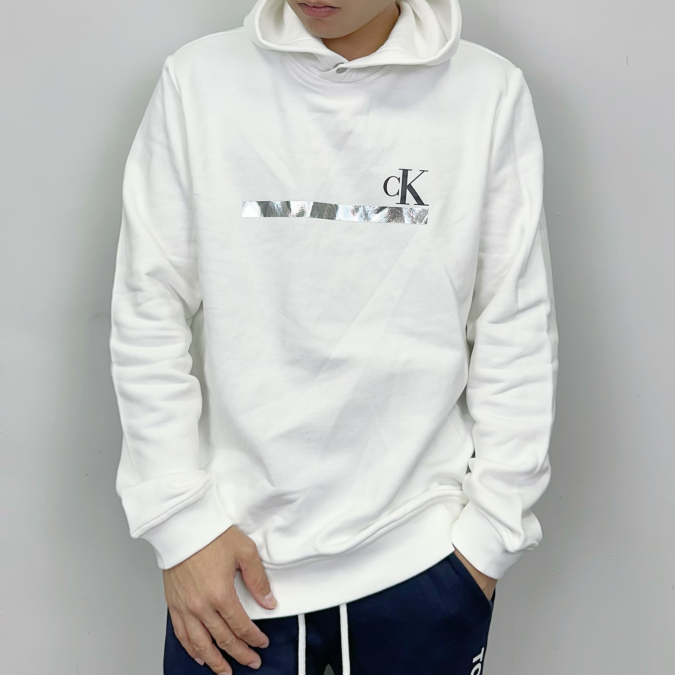 Calvin Klein CK 燙銀橫條字母 內刷毛 帽T 連帽上衣 長袖