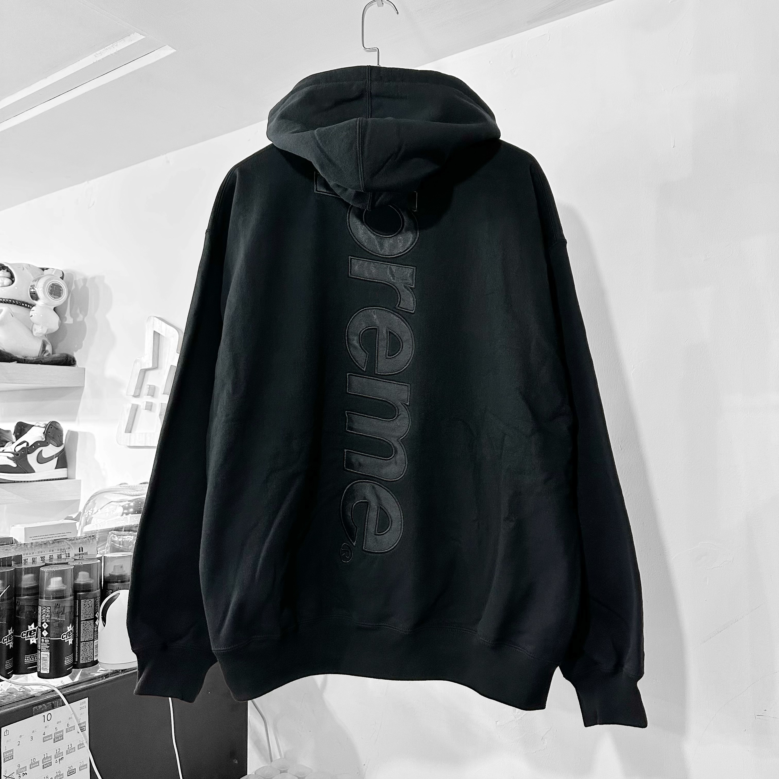 SUPREME SATIN APPLIQUE HOODED SWEATSHIRT BLACK