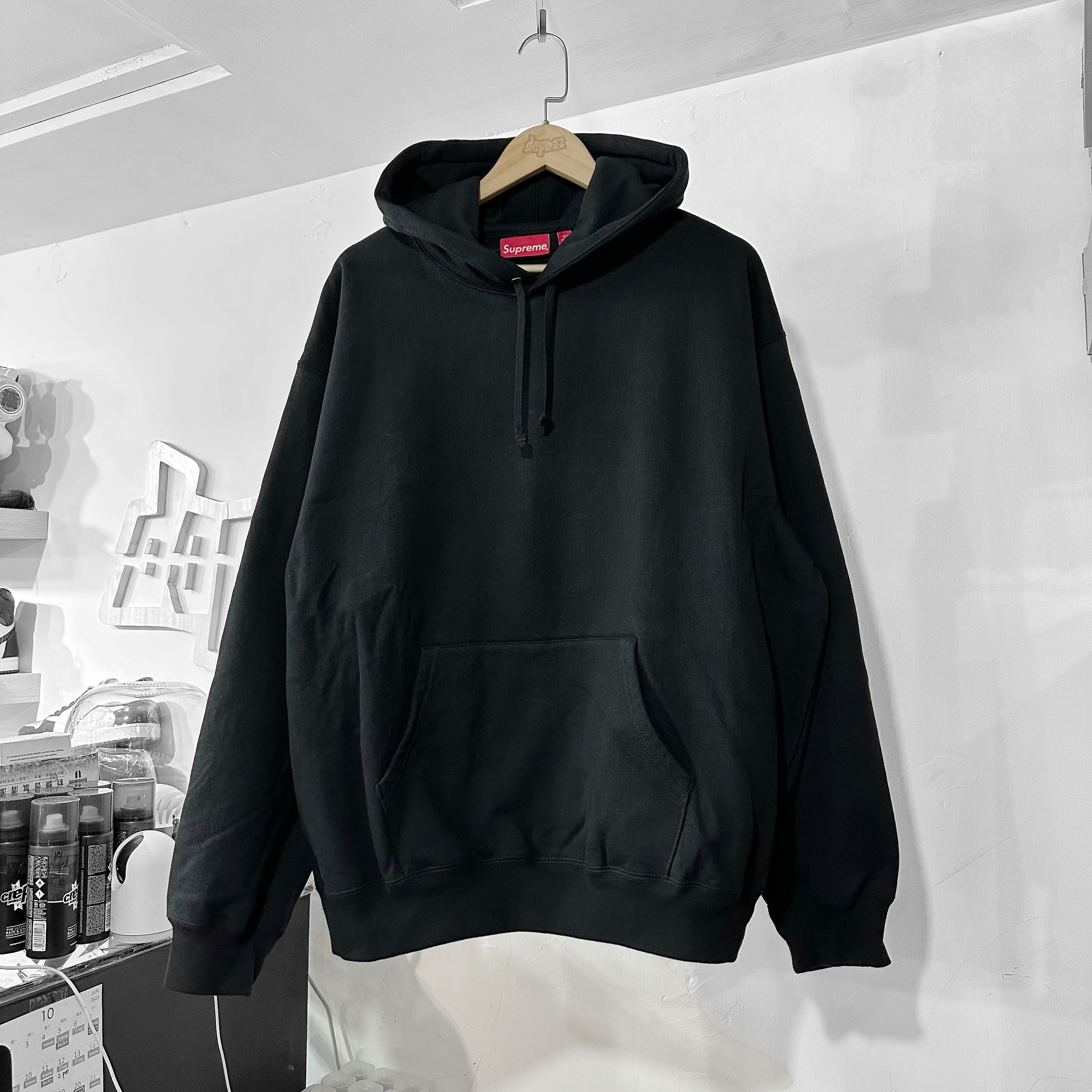SUPREME SATIN APPLIQUE HOODED SWEATSHIRT BLACK