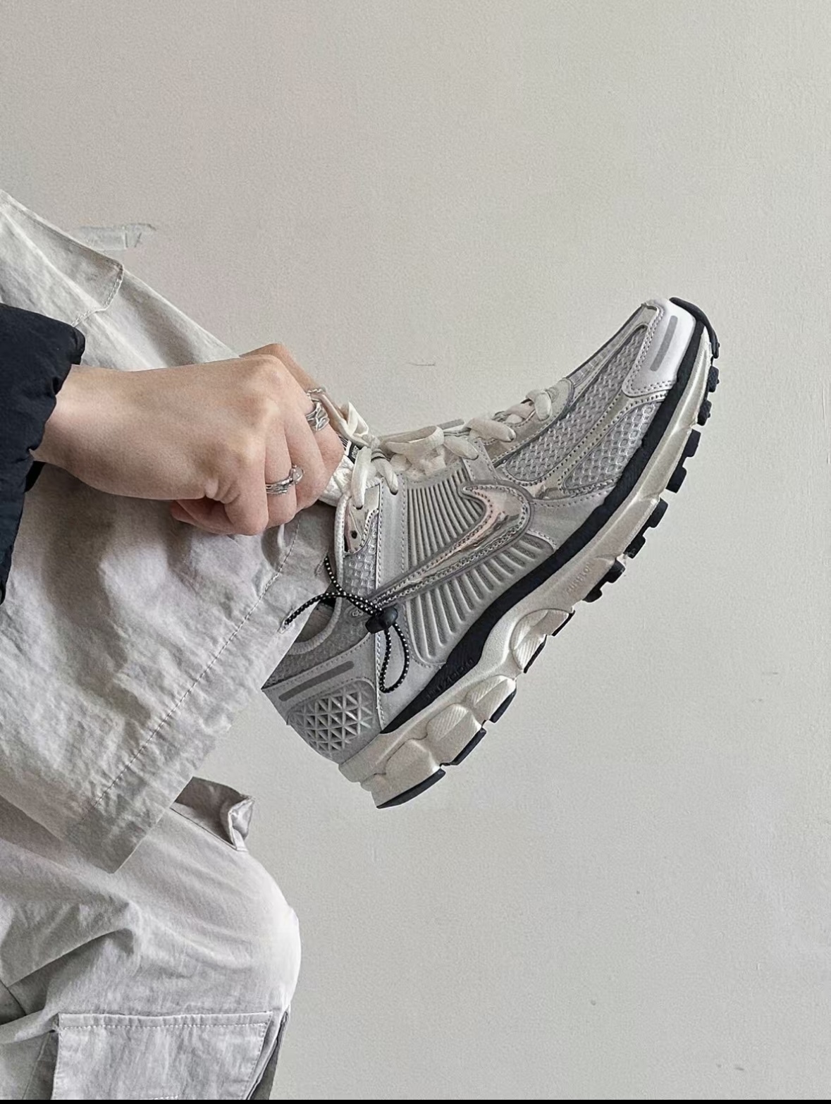 Nike Zoom Vomero 5 Photo Dust 白銀色 銀 白 奶油底 復古老爹鞋 FD0884-025/預購