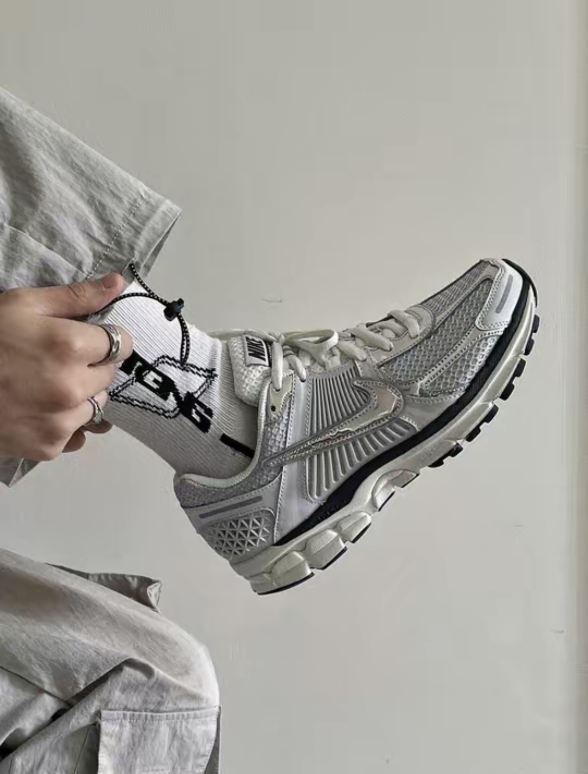 Nike Zoom Vomero 5 Photo Dust 白銀色 銀 白 奶油底 復古老爹鞋 FD0884-025/預購