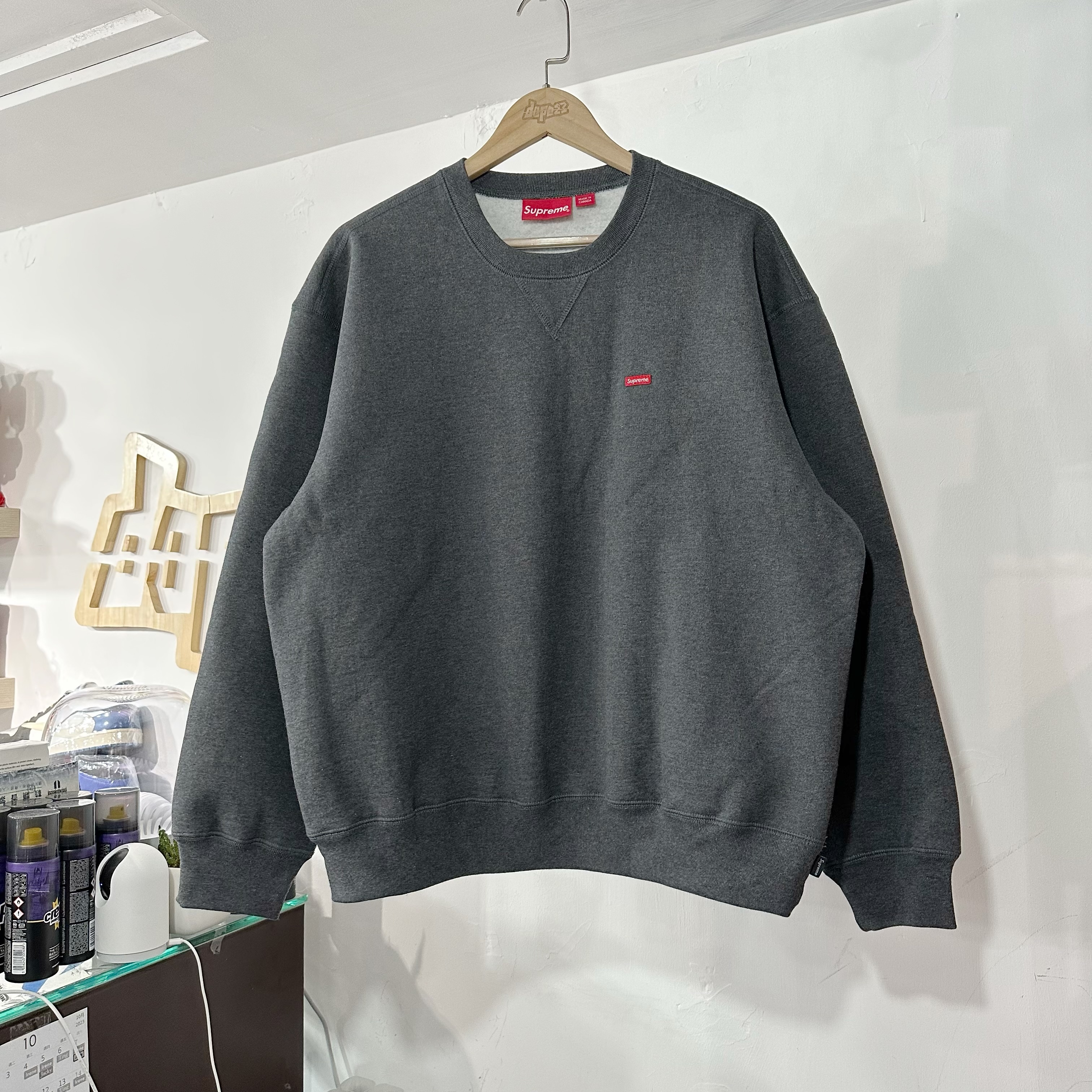 Supremen FW23 Small Box Crewneck Charcoal