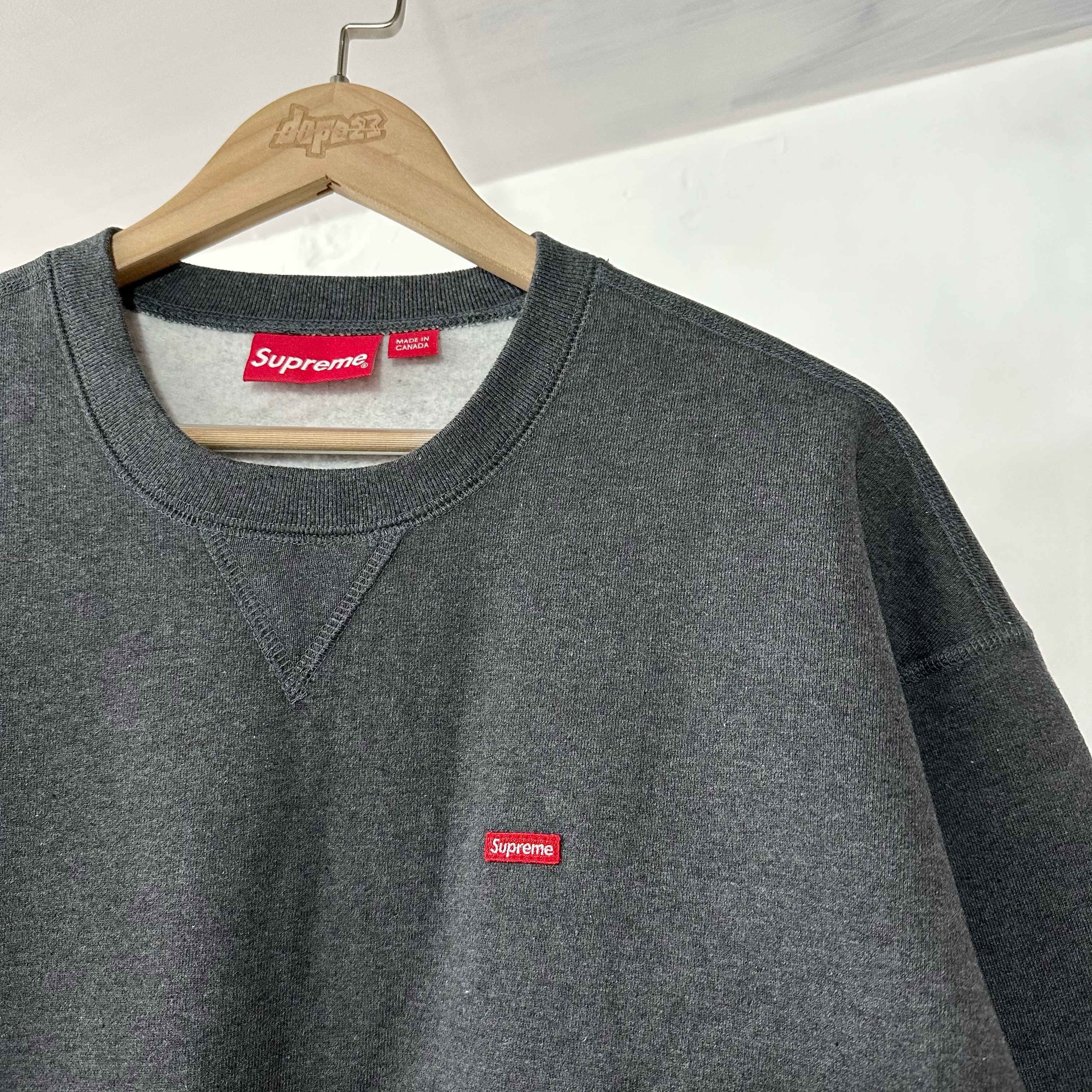 Supremen FW23 Small Box Crewneck Charcoal