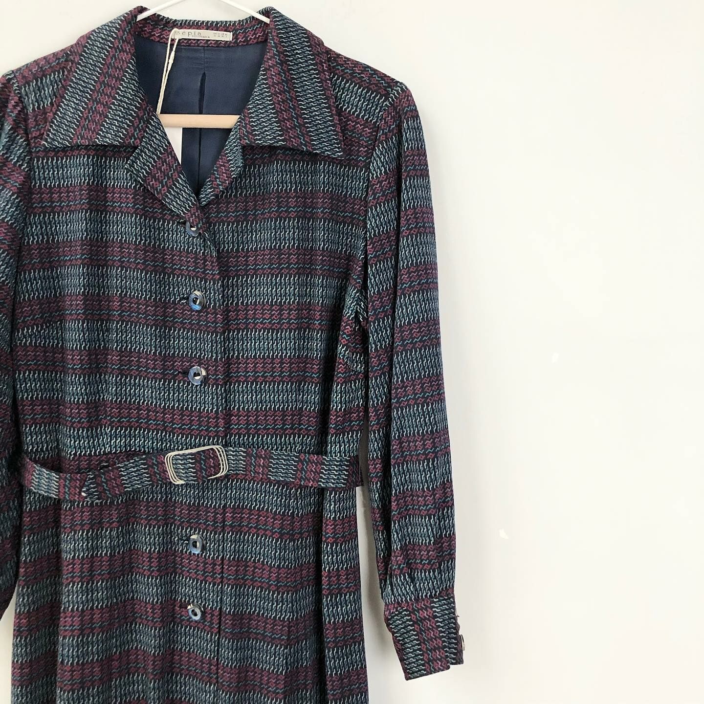 冬日俐落型格感古著連身裙