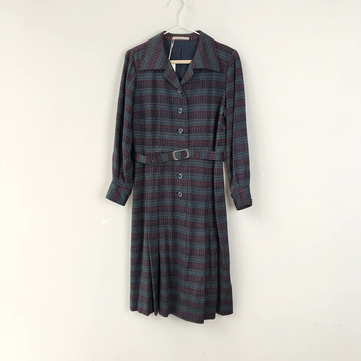 冬日俐落型格感古著連身裙