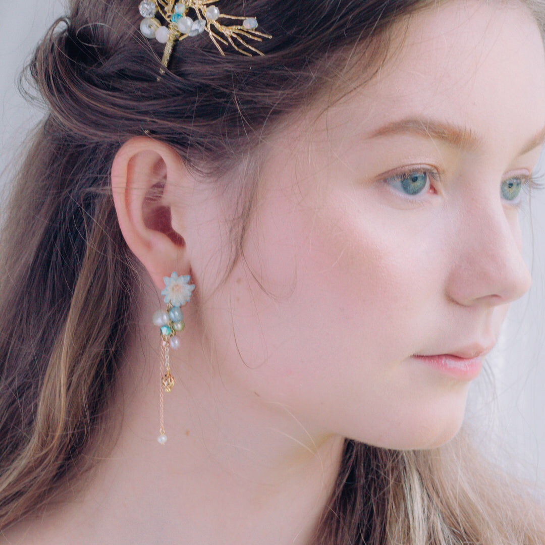 ZINNIA Aqua & Mermaid Gold-plated 925 Silver Floral Rain Earrings