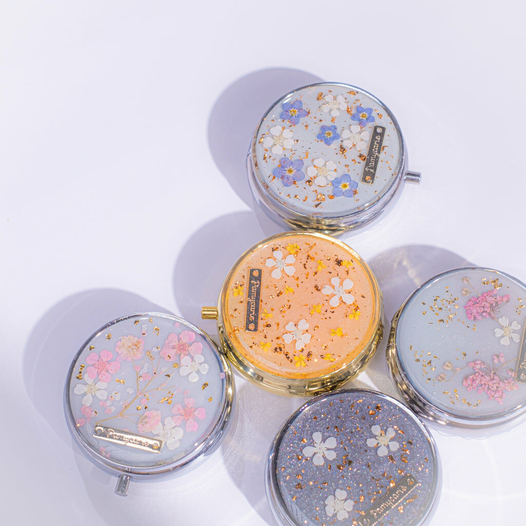 ⑦ Portable Accessory Box