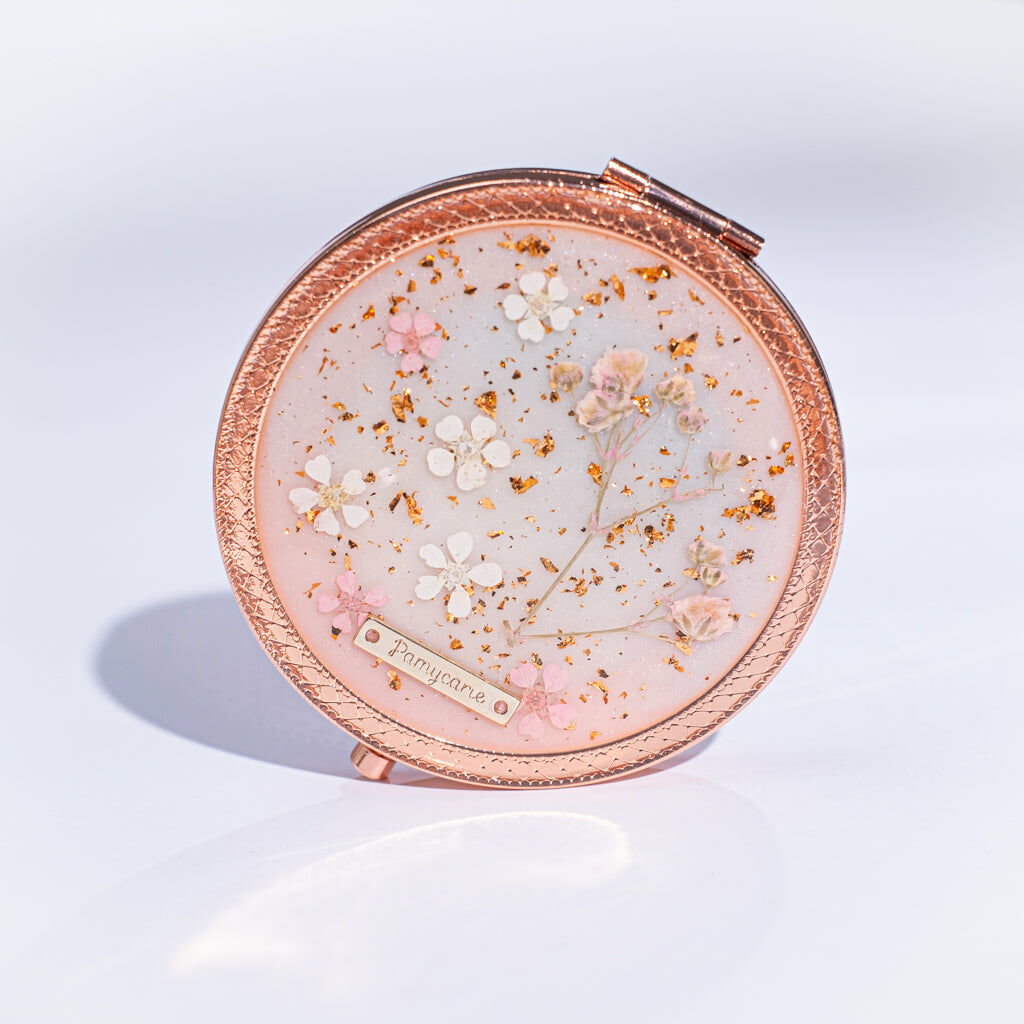 ⑦ Portable Makeup Mirror