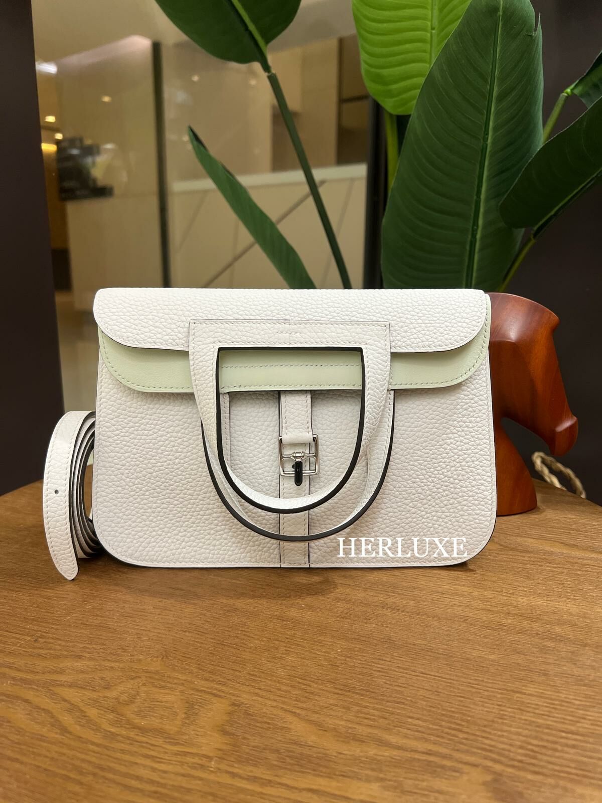 Halzan 25 0U new white / 0S vert fizz ck tc B