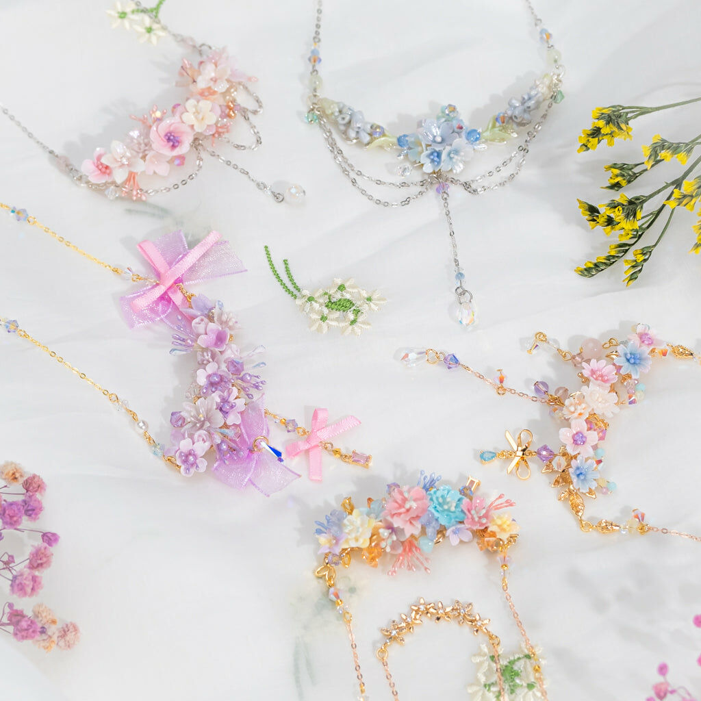 ⑧ Blooming Bouquet Necklace (5 Designs)
