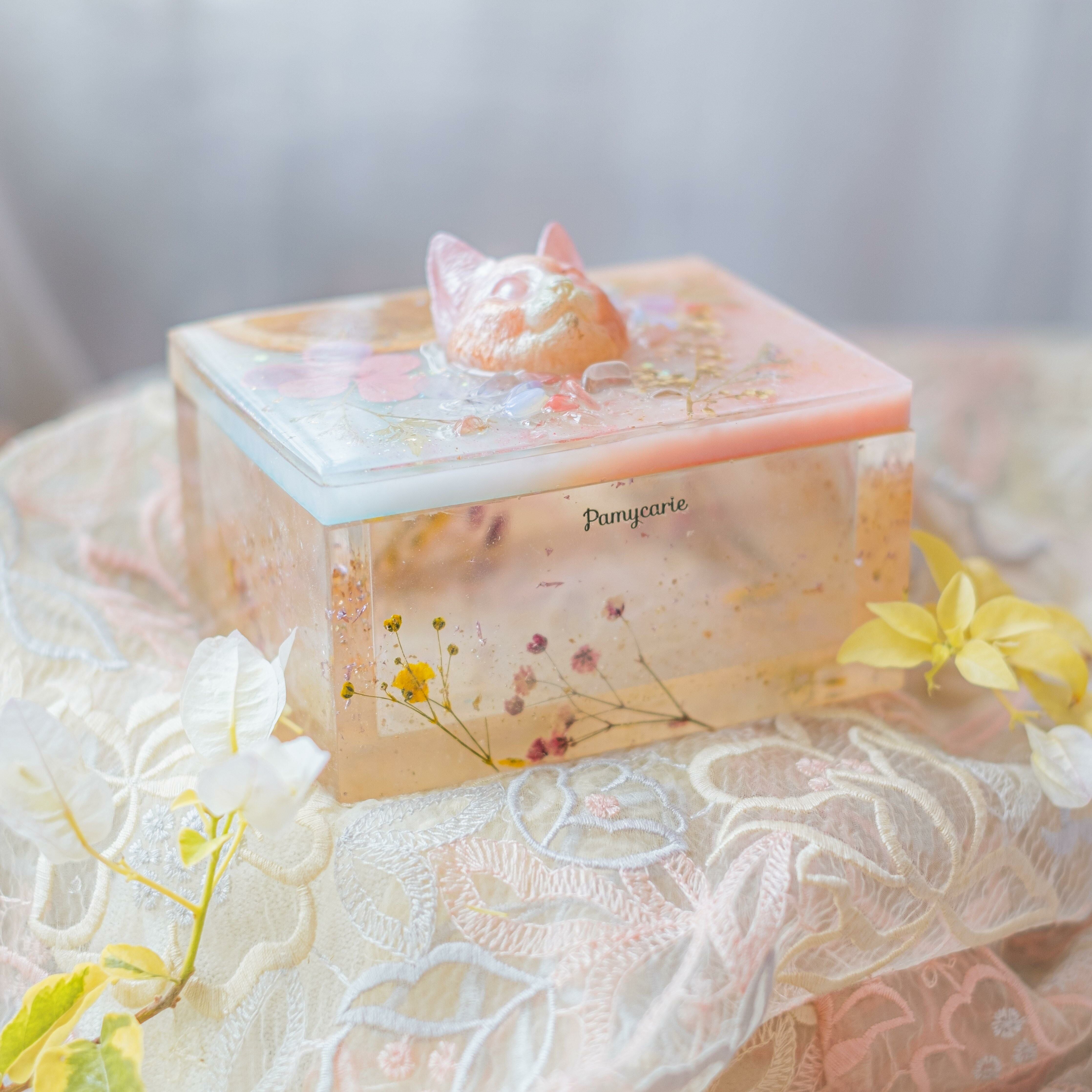①① Meow Meow Natural Quartz Hair Accessory Box (3 Designs)