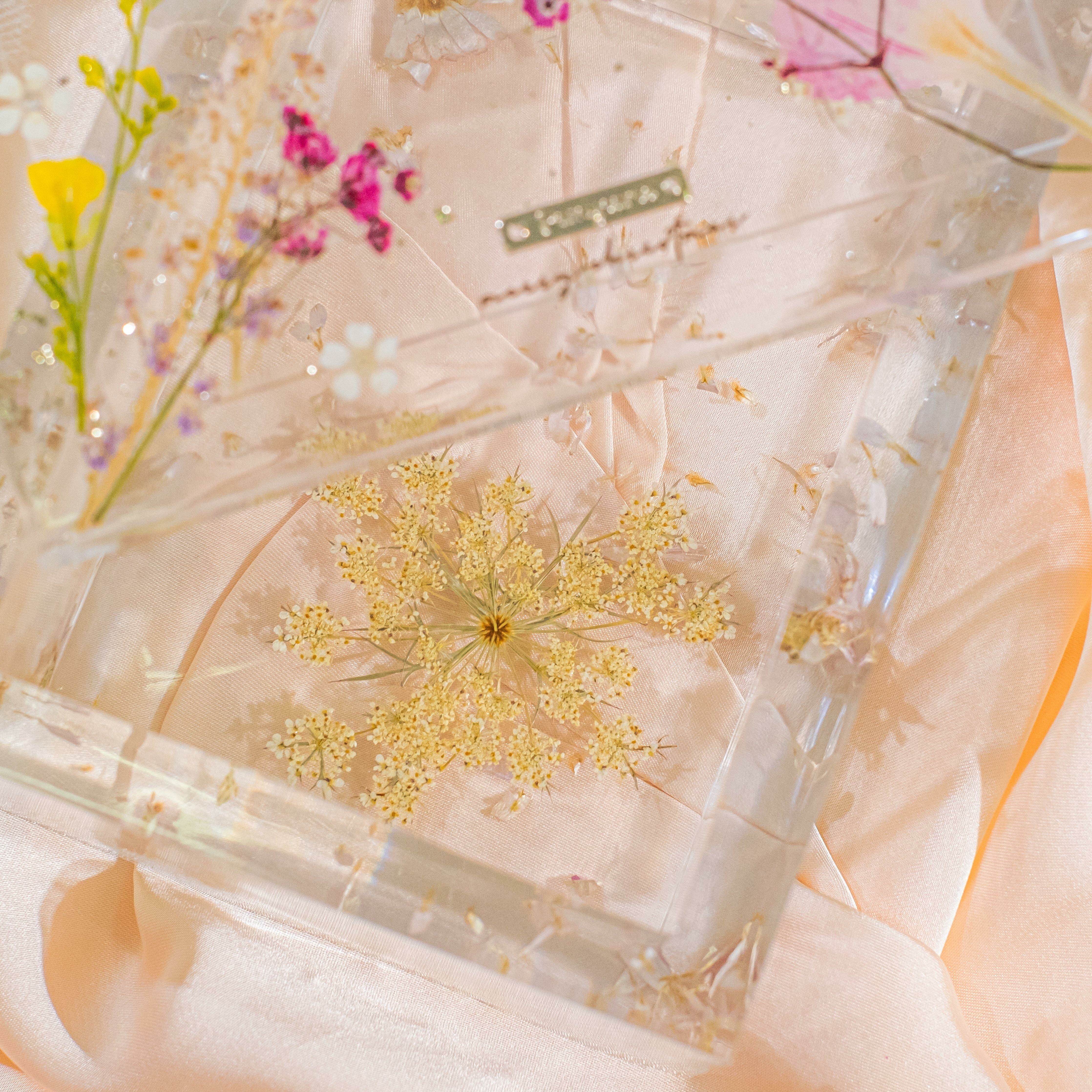 ➀➁ Dry Flower Hair Accessory Box (2 Designs)