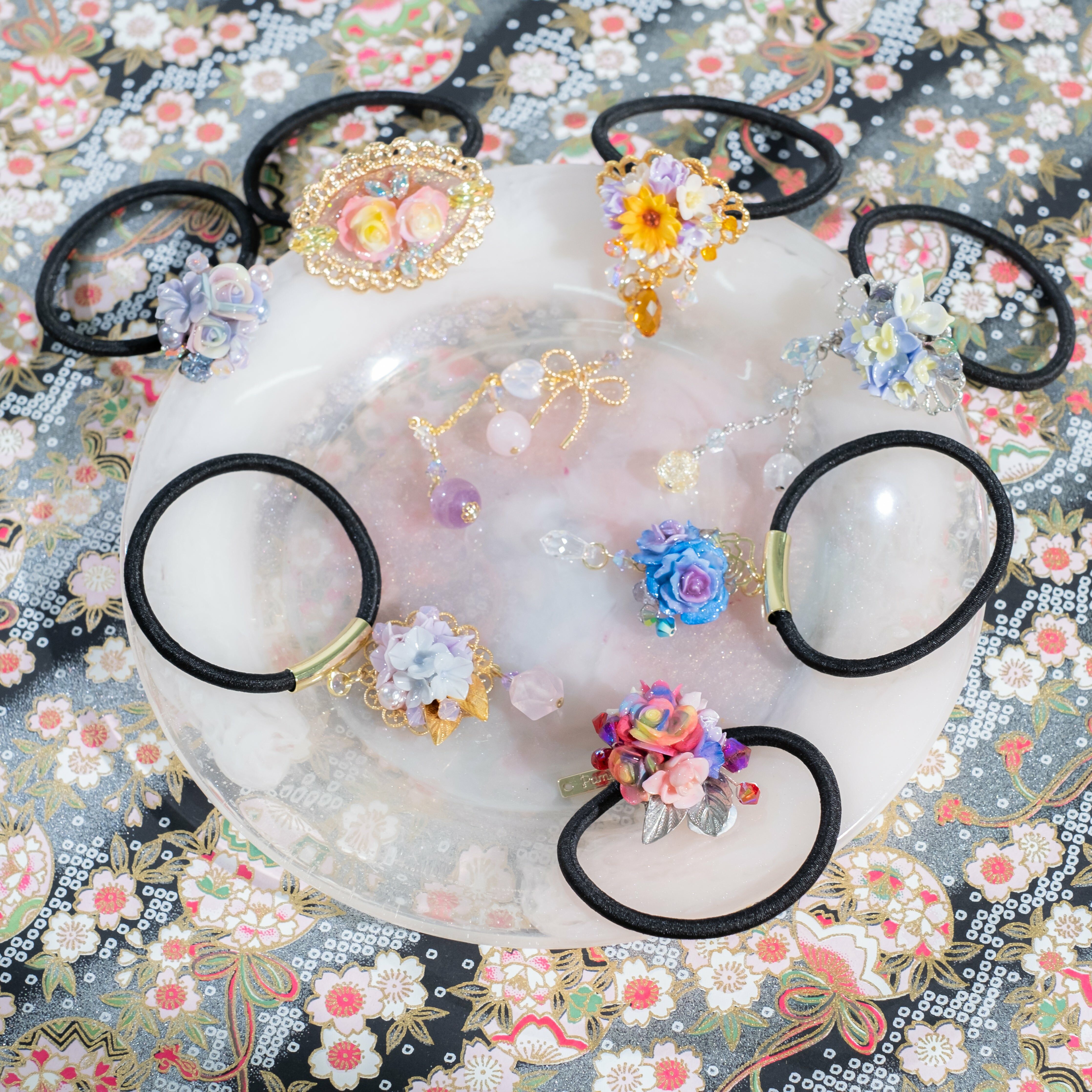 ⑥ “Hold Me Up, Tie Me Down” Floral Rubber Band (7 Designs)